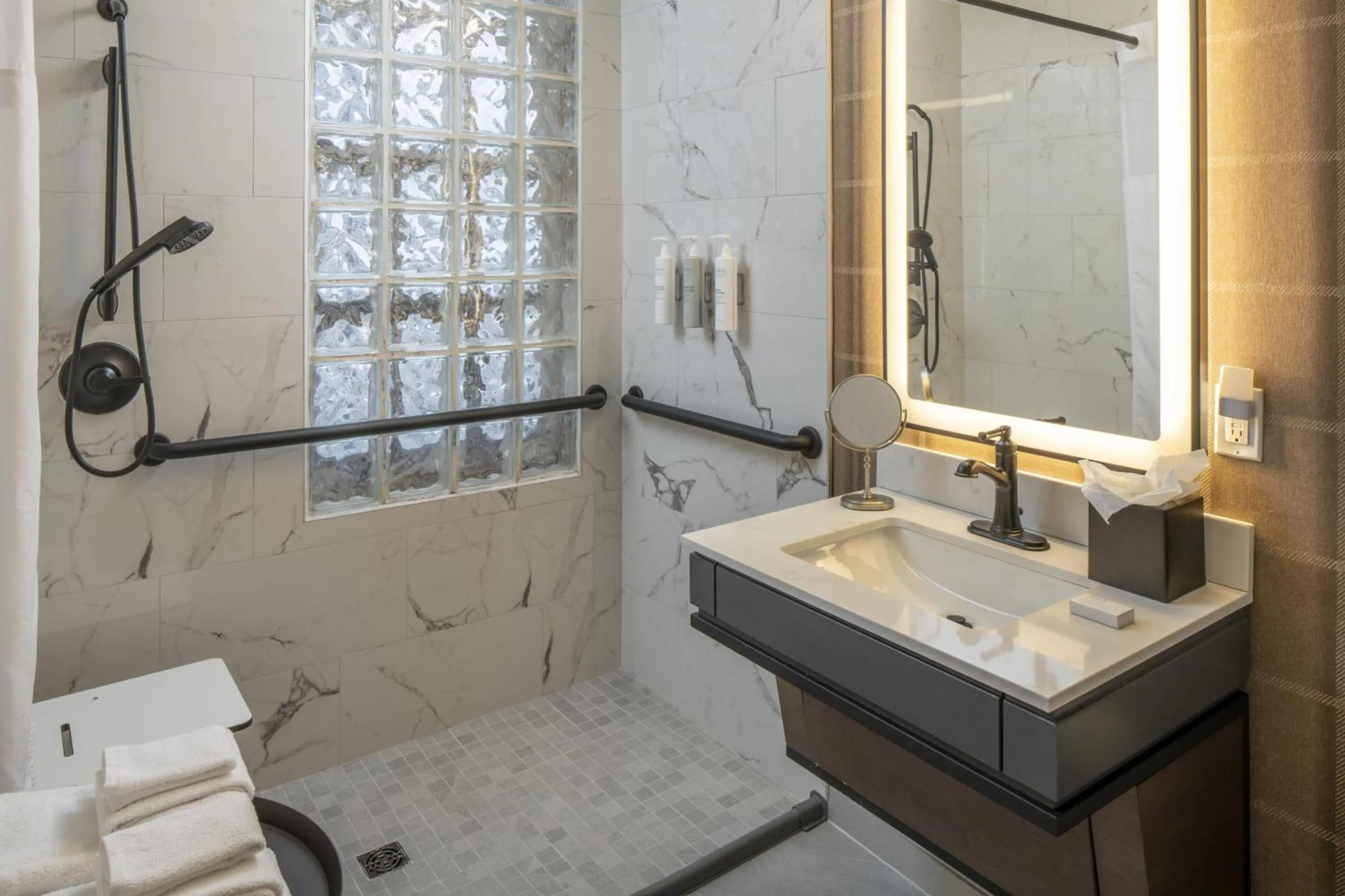 Bathroom in Hampton Inn & Suites Birmingham-Downtown-Tutwiler