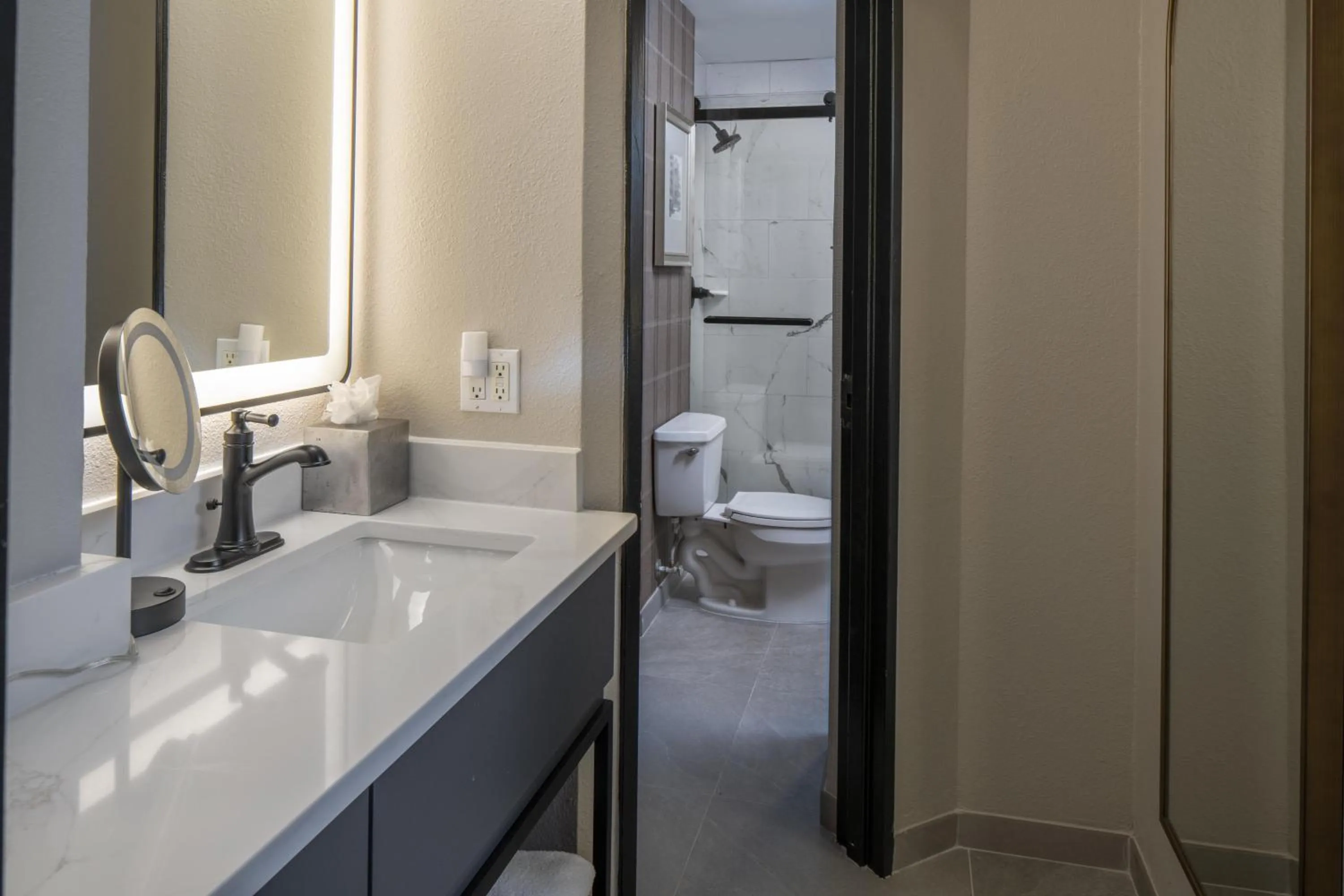 Bathroom in Hampton Inn & Suites Birmingham-Downtown-Tutwiler