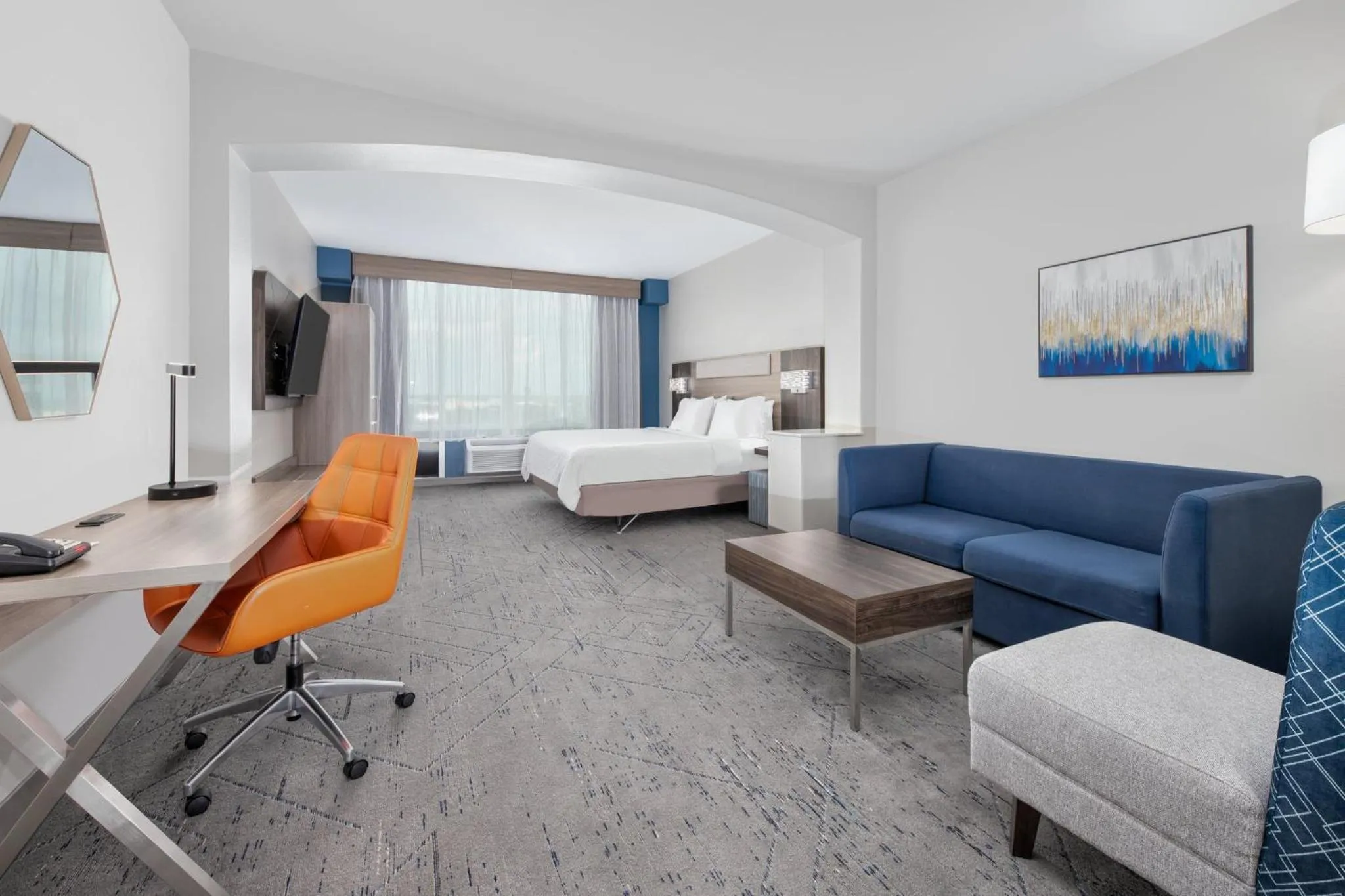 Photo of the whole room, Bed in Holiday Inn Express Hotel & Suites Dallas West by IHG
