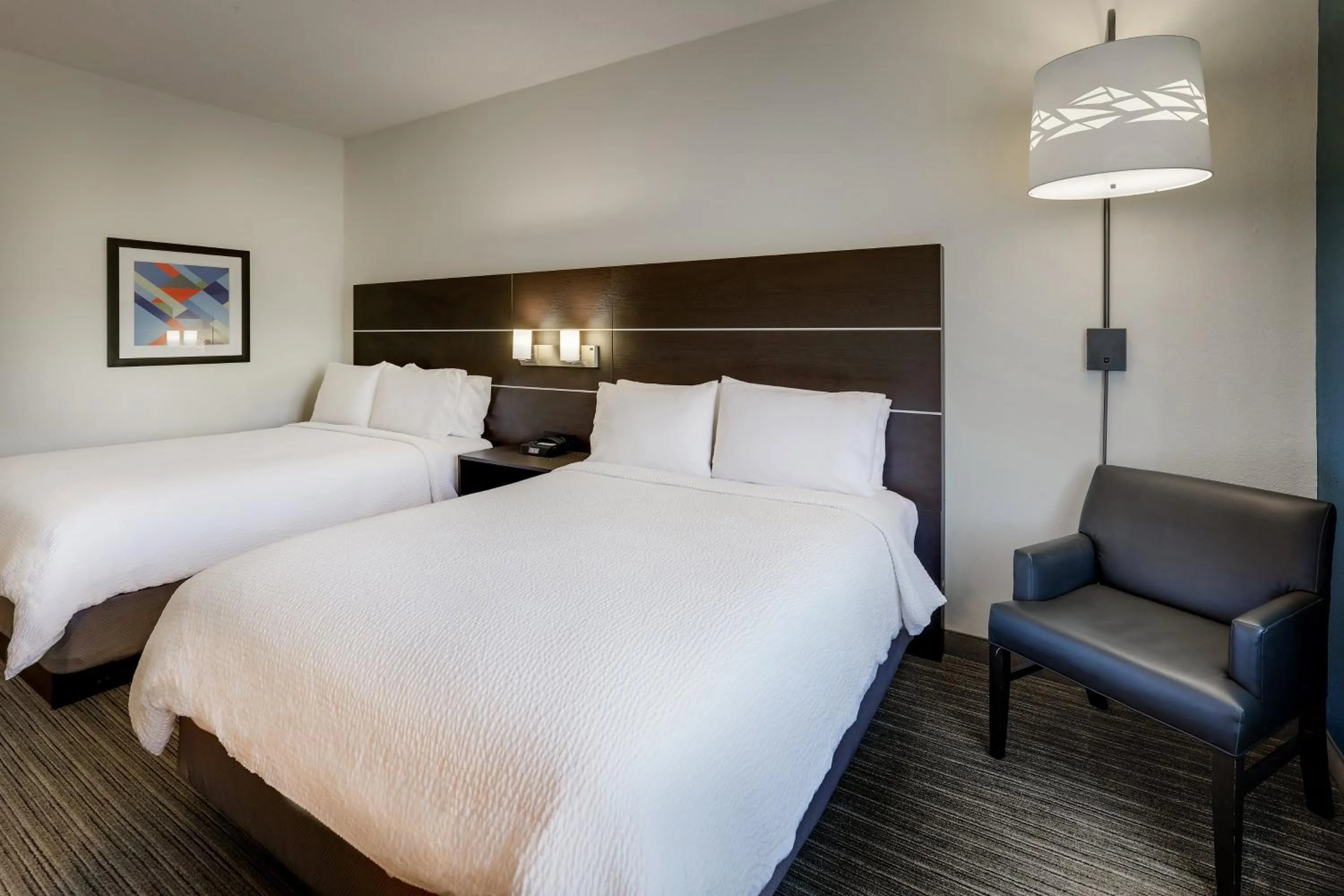 Photo of the whole room, Bed in Holiday Inn Express Hotel & Suites- Gadsden by IHG