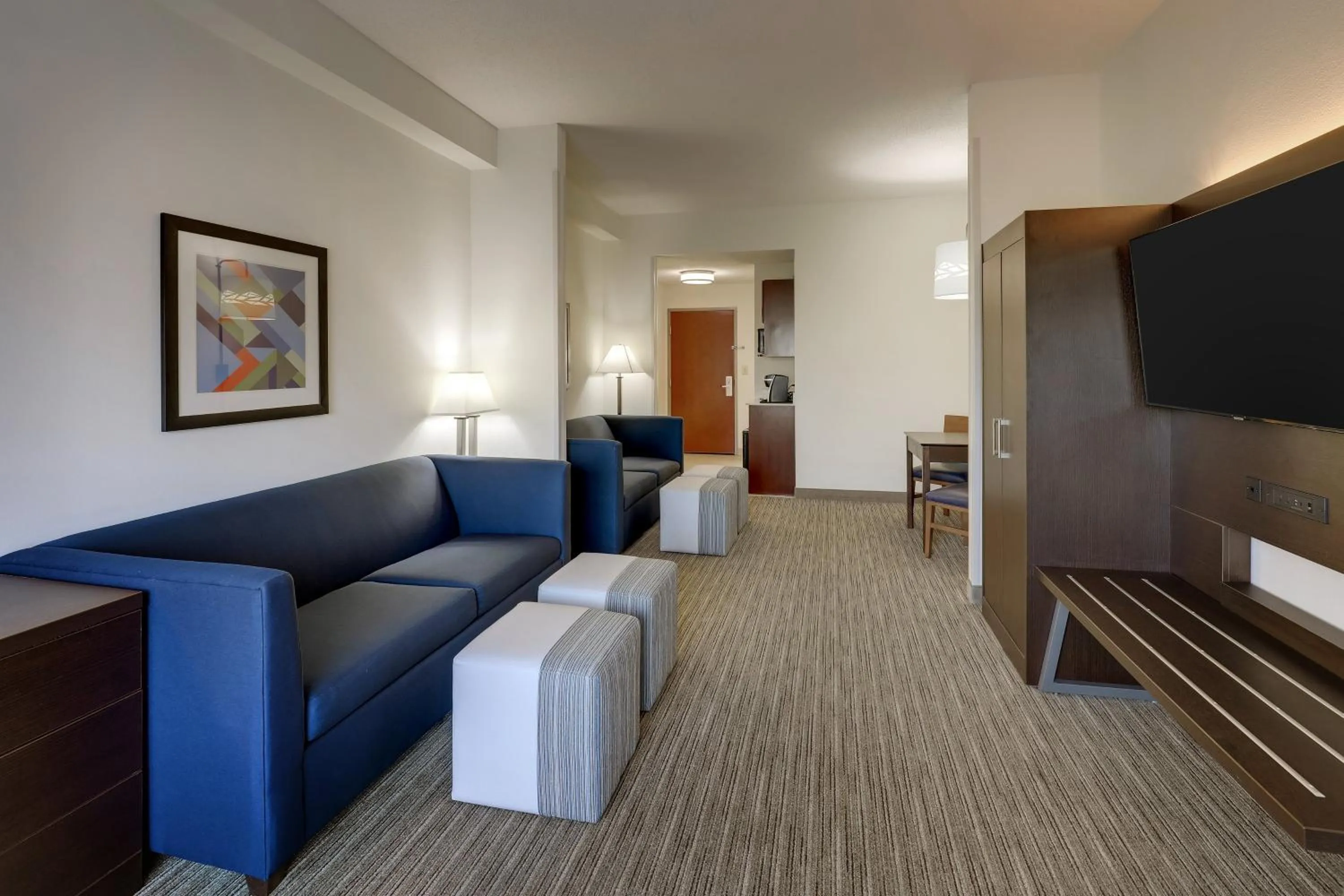 Photo of the whole room in Holiday Inn Express Hotel & Suites- Gadsden by IHG