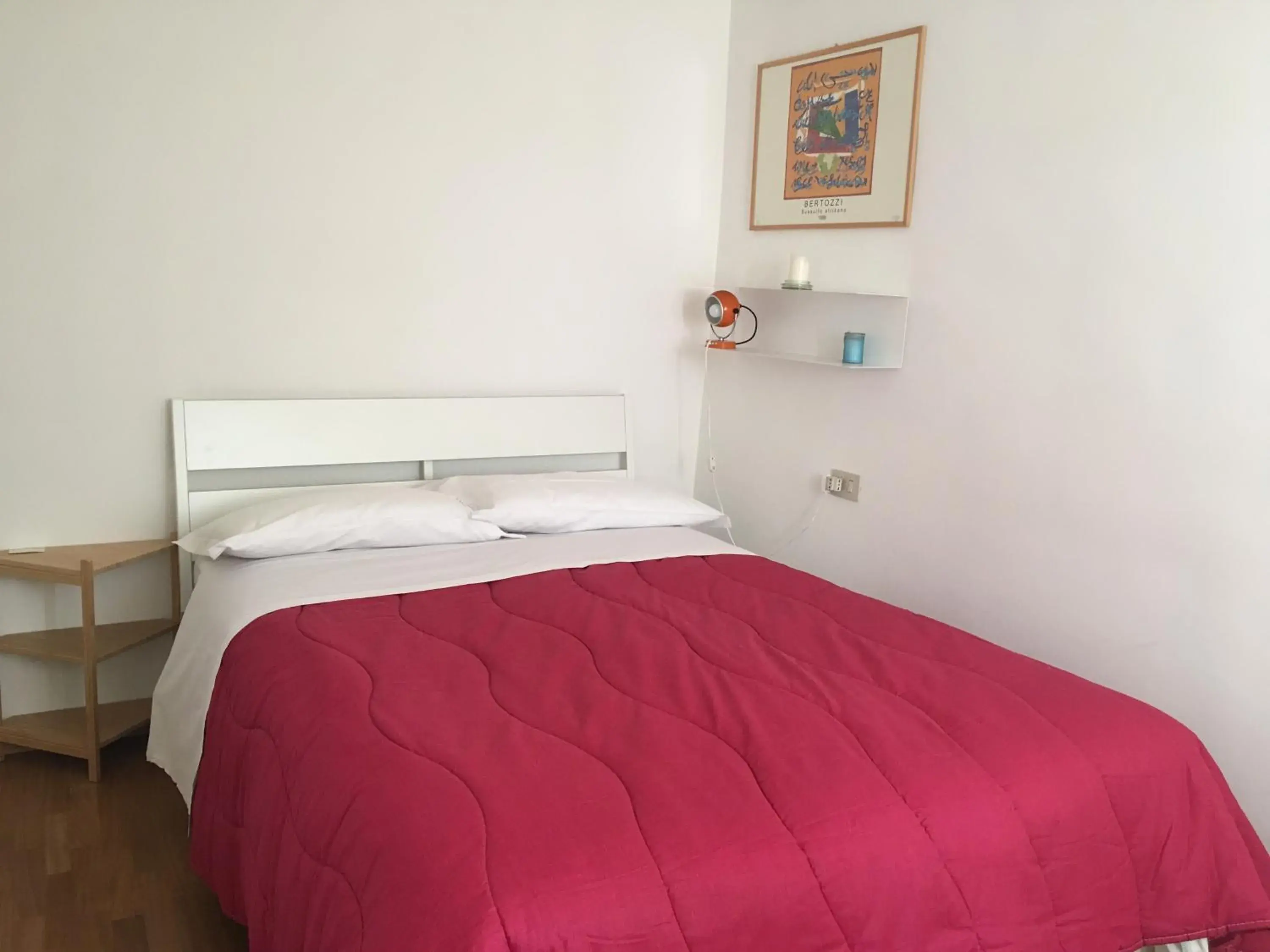 Small Double Room - single occupancy in BellaVista Bike Stop Small Double Room - single occupancy in BellaVista Bike Stop