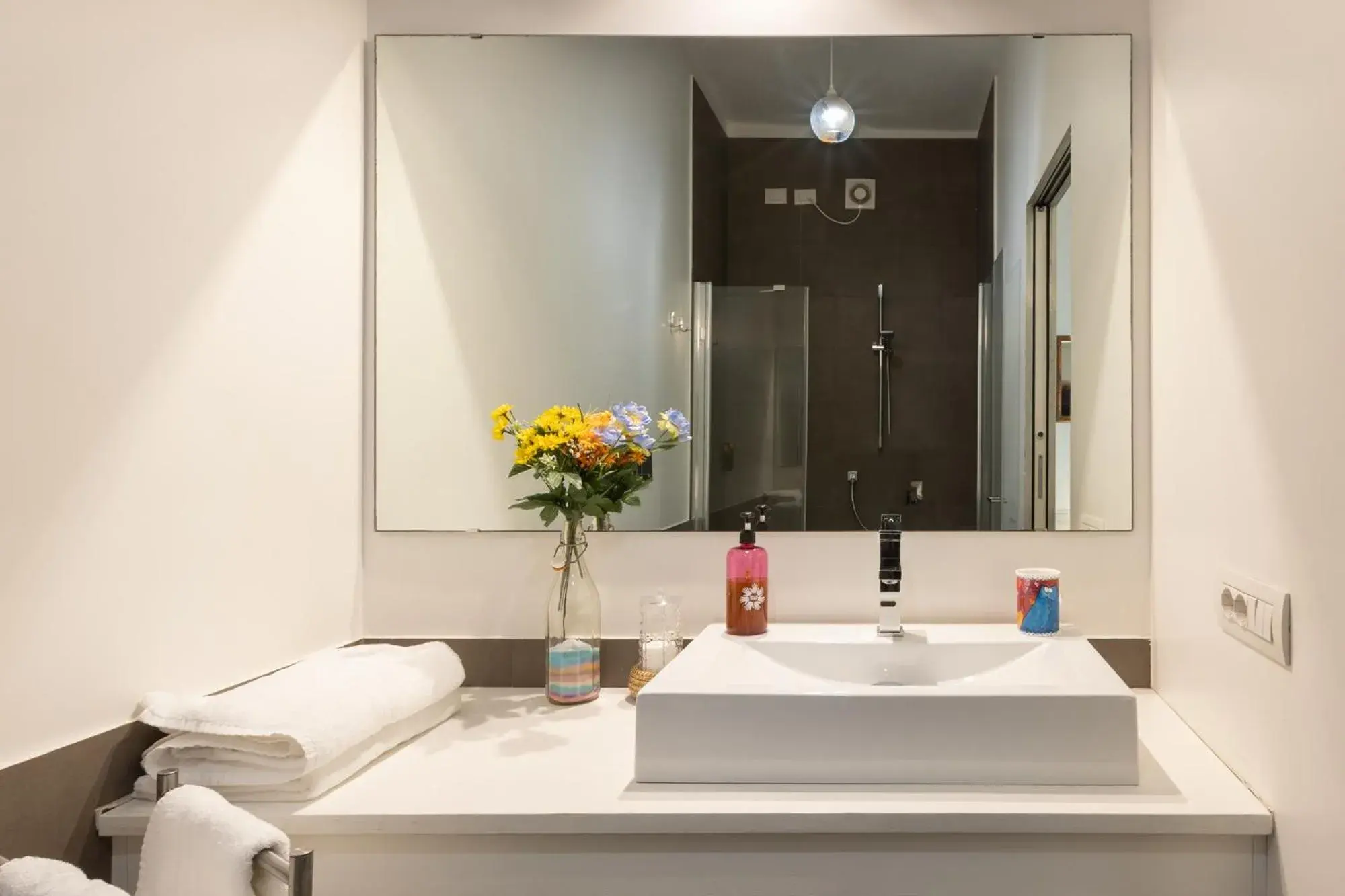 Double Room with Private Bathroom - single occupancy in Bed & Breakfast Il Carignano Double Room with Private Bathroom - single occupancy in Bed & Breakfast Il Carignano