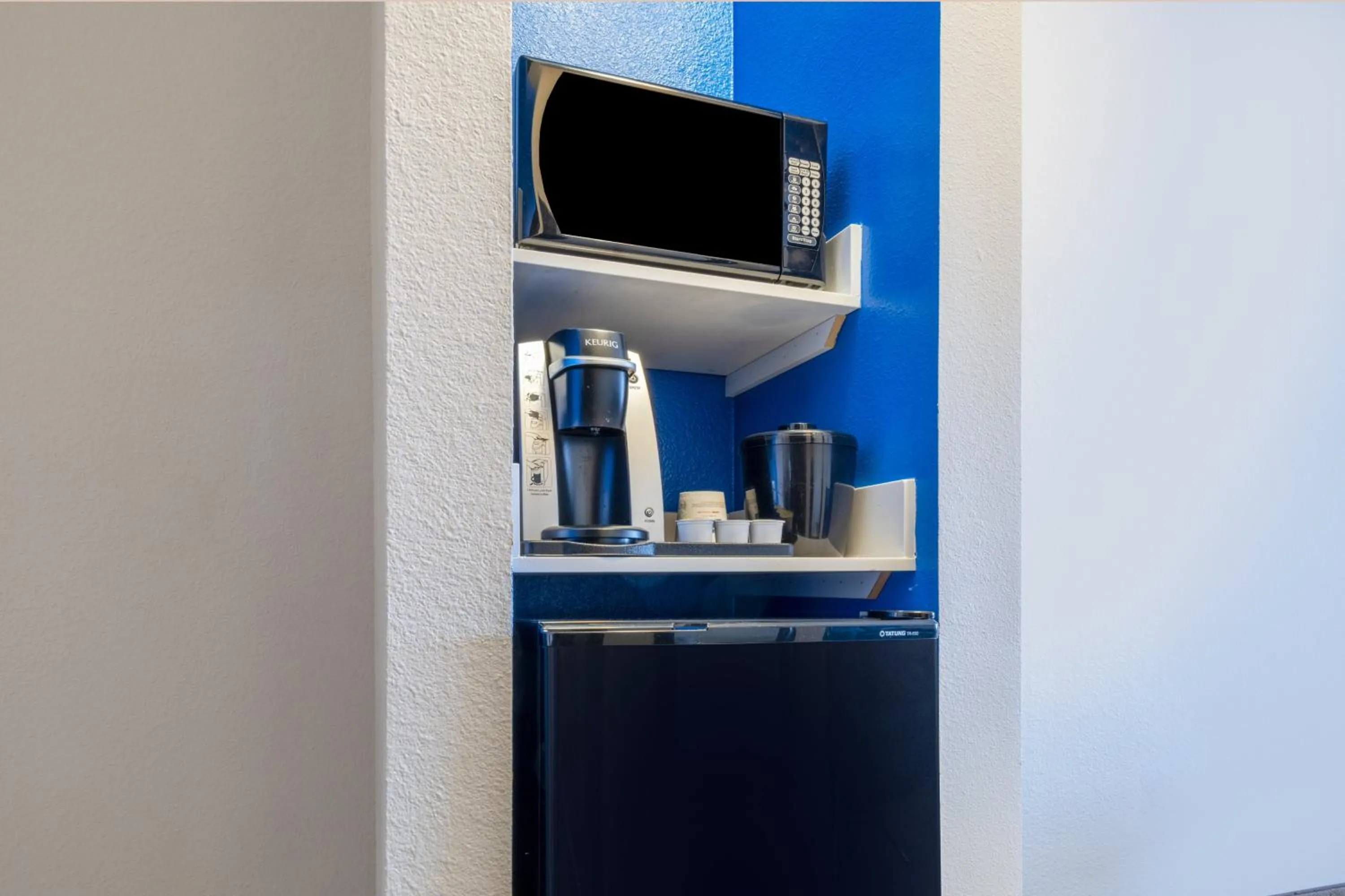 Bedroom in Holiday Inn Express & Suites Dallas East - Fair Park by IHG