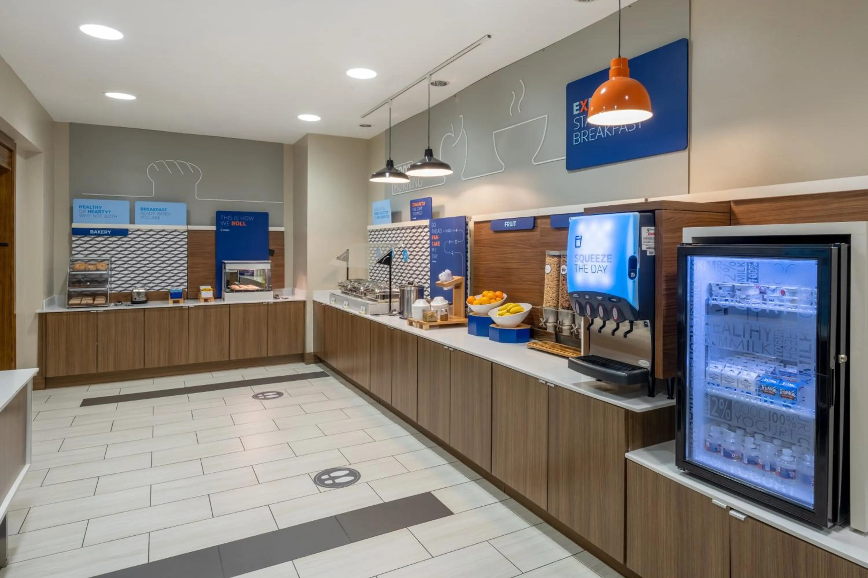 Breakfast in Holiday Inn Express & Suites Dallas East - Fair Park by IHG