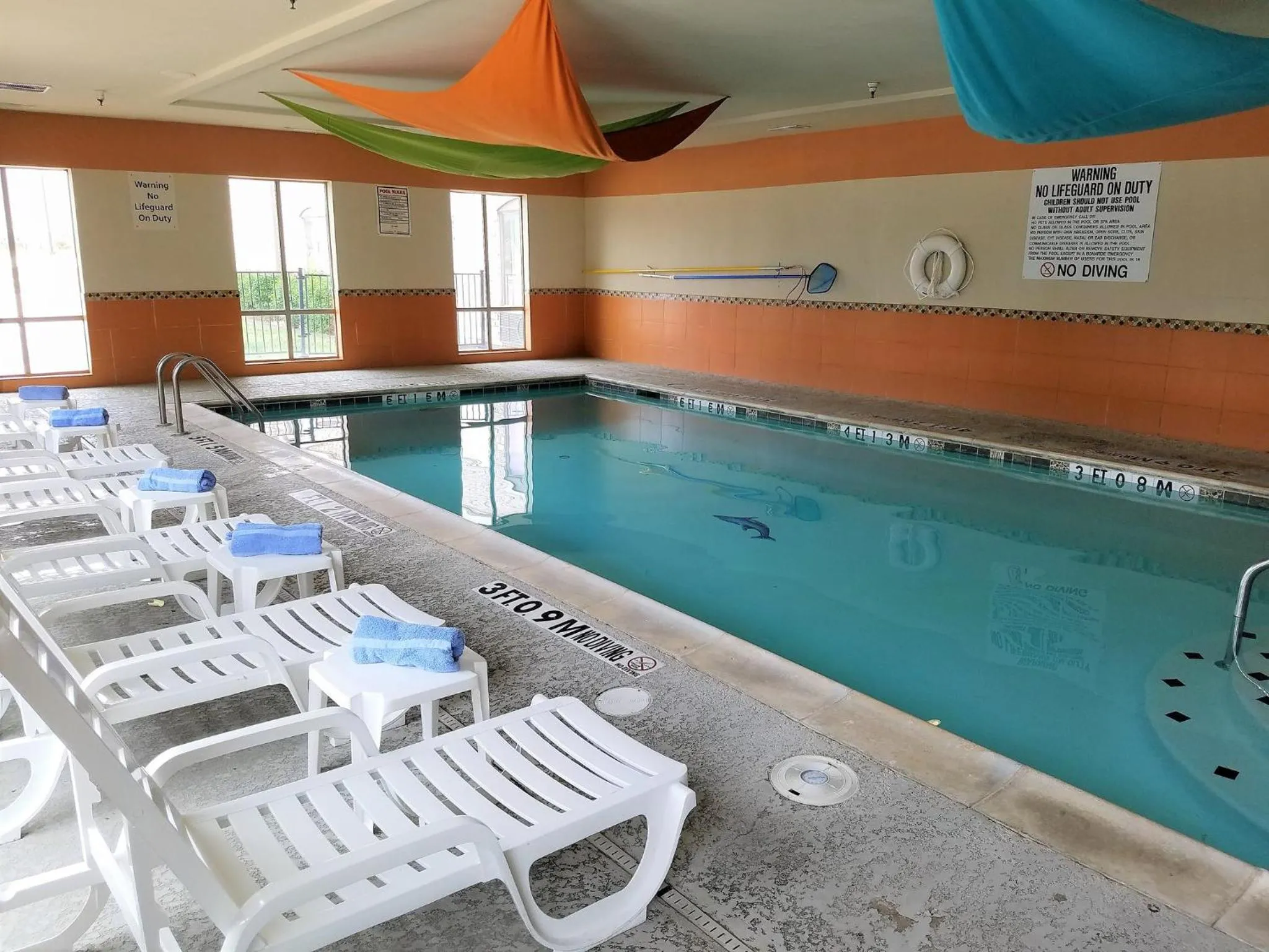 Swimming pool in Holiday Inn Express & Suites Dallas East - Fair Park by IHG