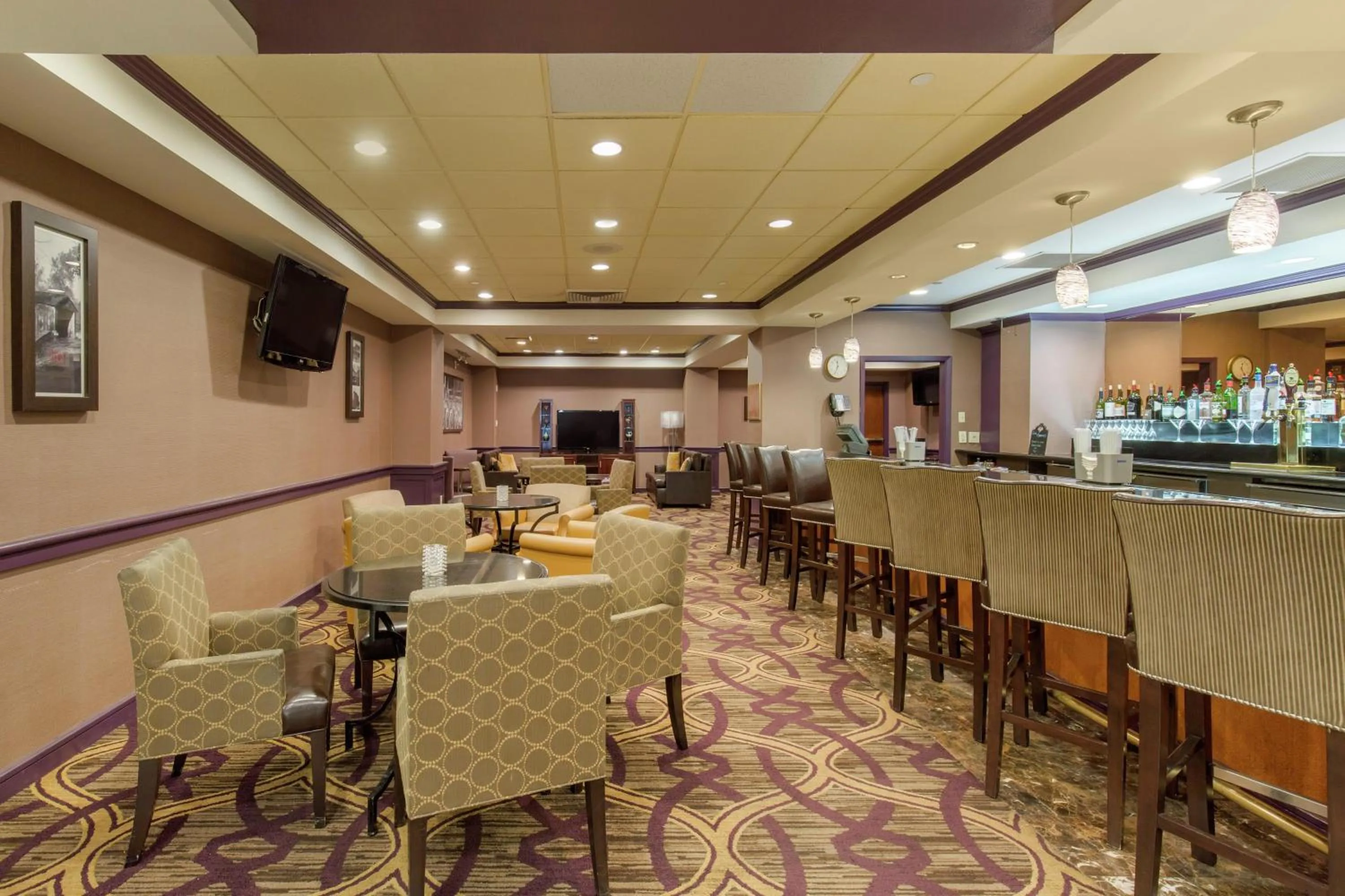 Lobby or reception in DoubleTree by Hilton Downtown Wilmington - Legal District