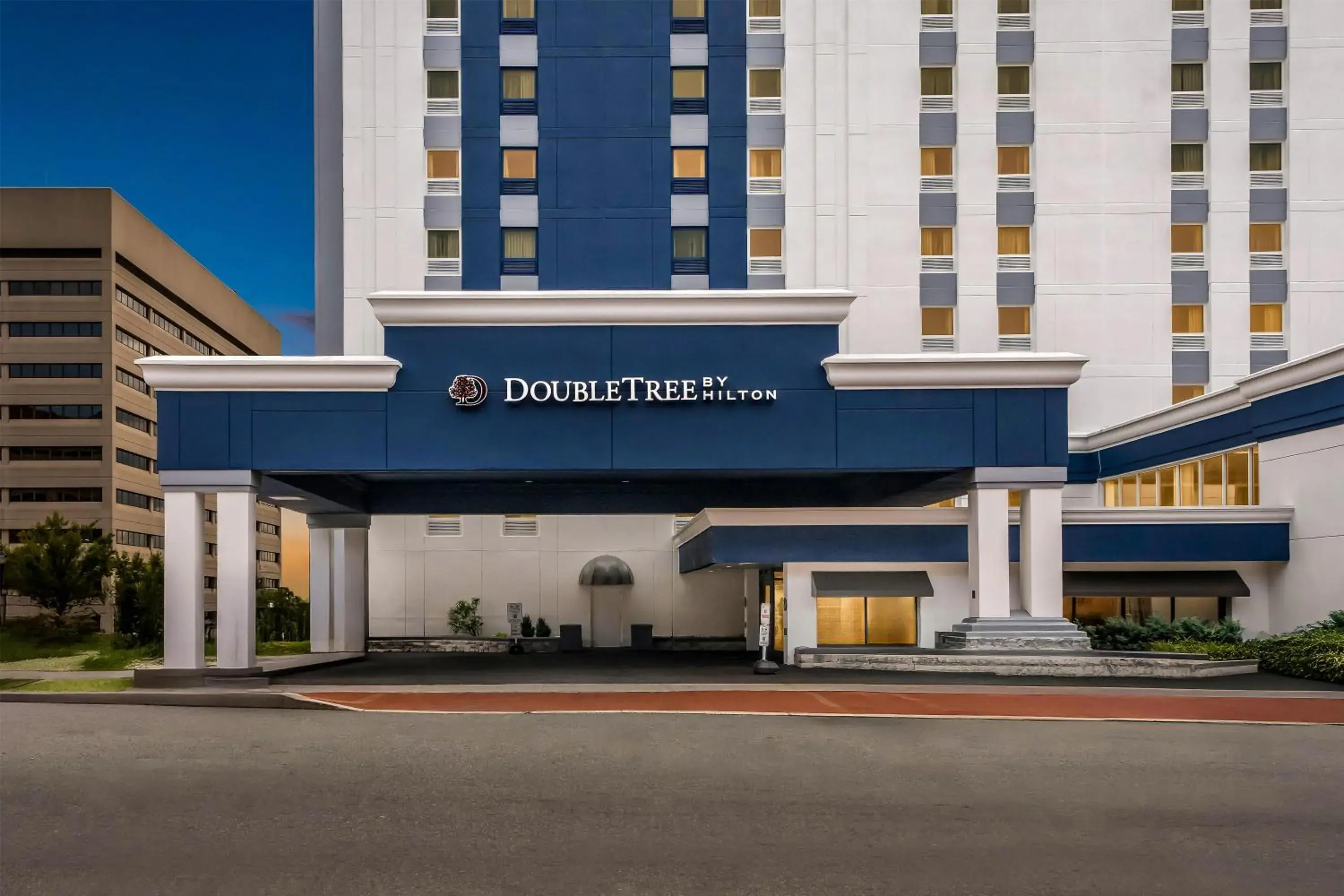 Property building in DoubleTree by Hilton Downtown Wilmington - Legal District Property building in DoubleTree by Hilton Downtown Wilmington - Legal District