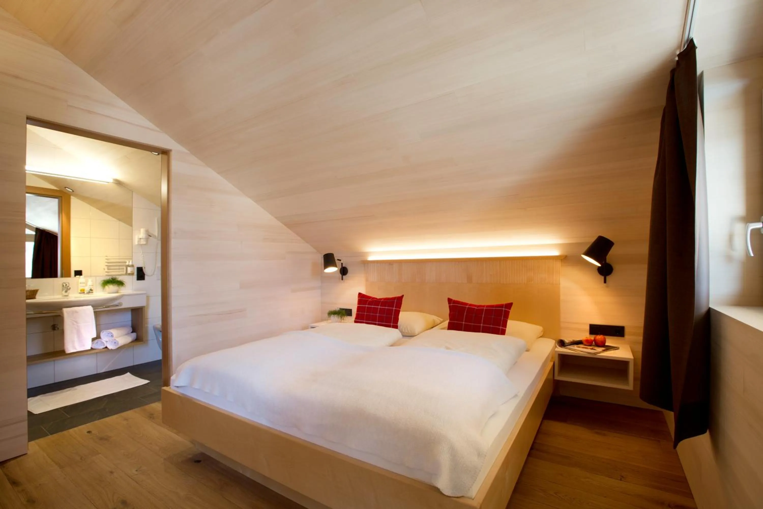 Bed in n Apartments Hotel
