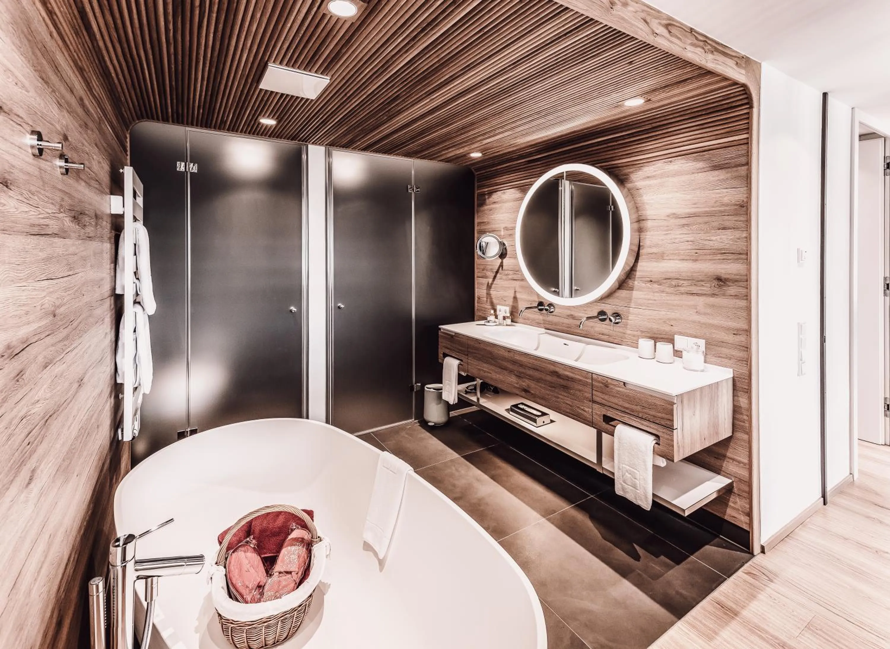 Bathroom in Hotel Goldener Berg