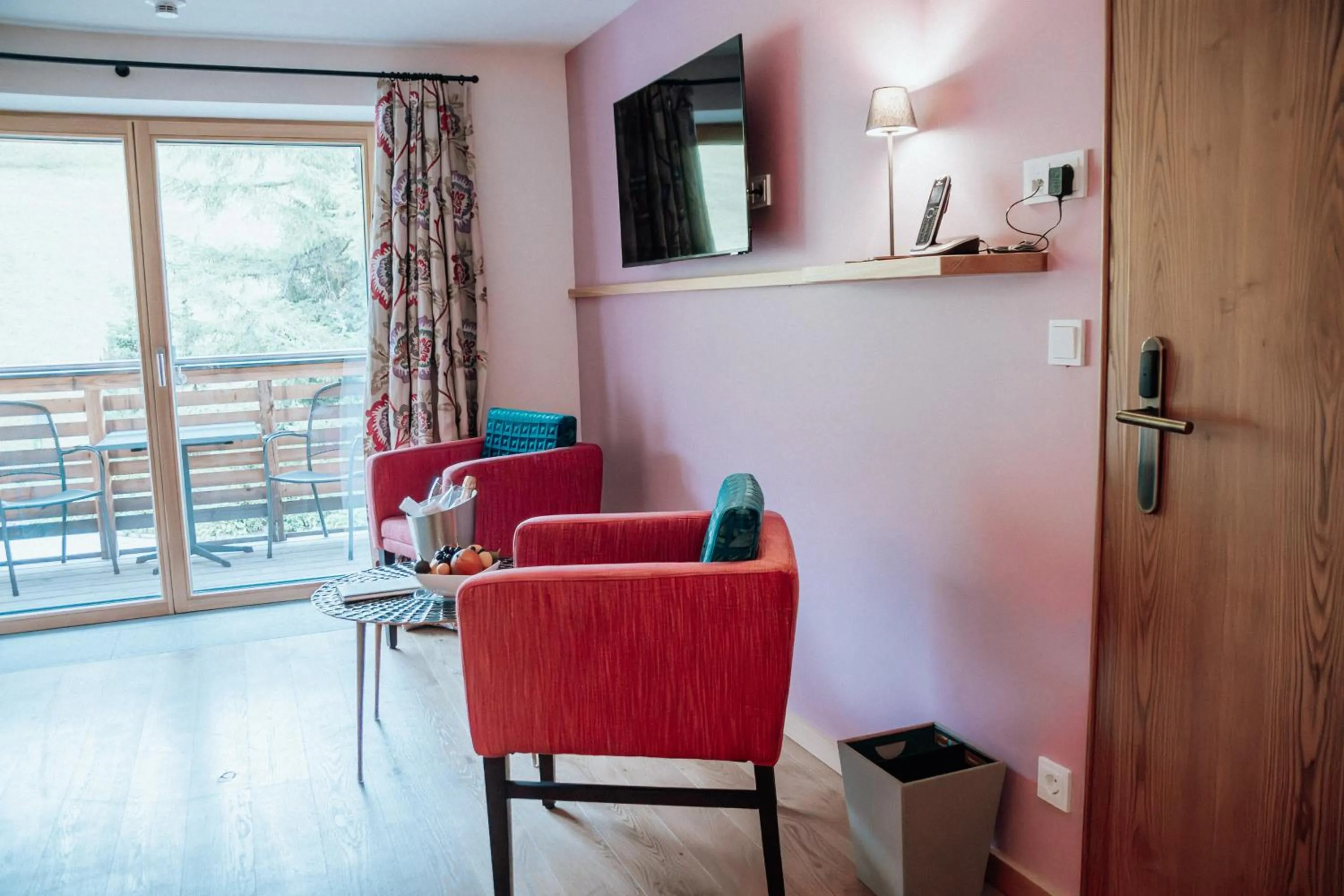 Seating area in Hotel Goldener Berg