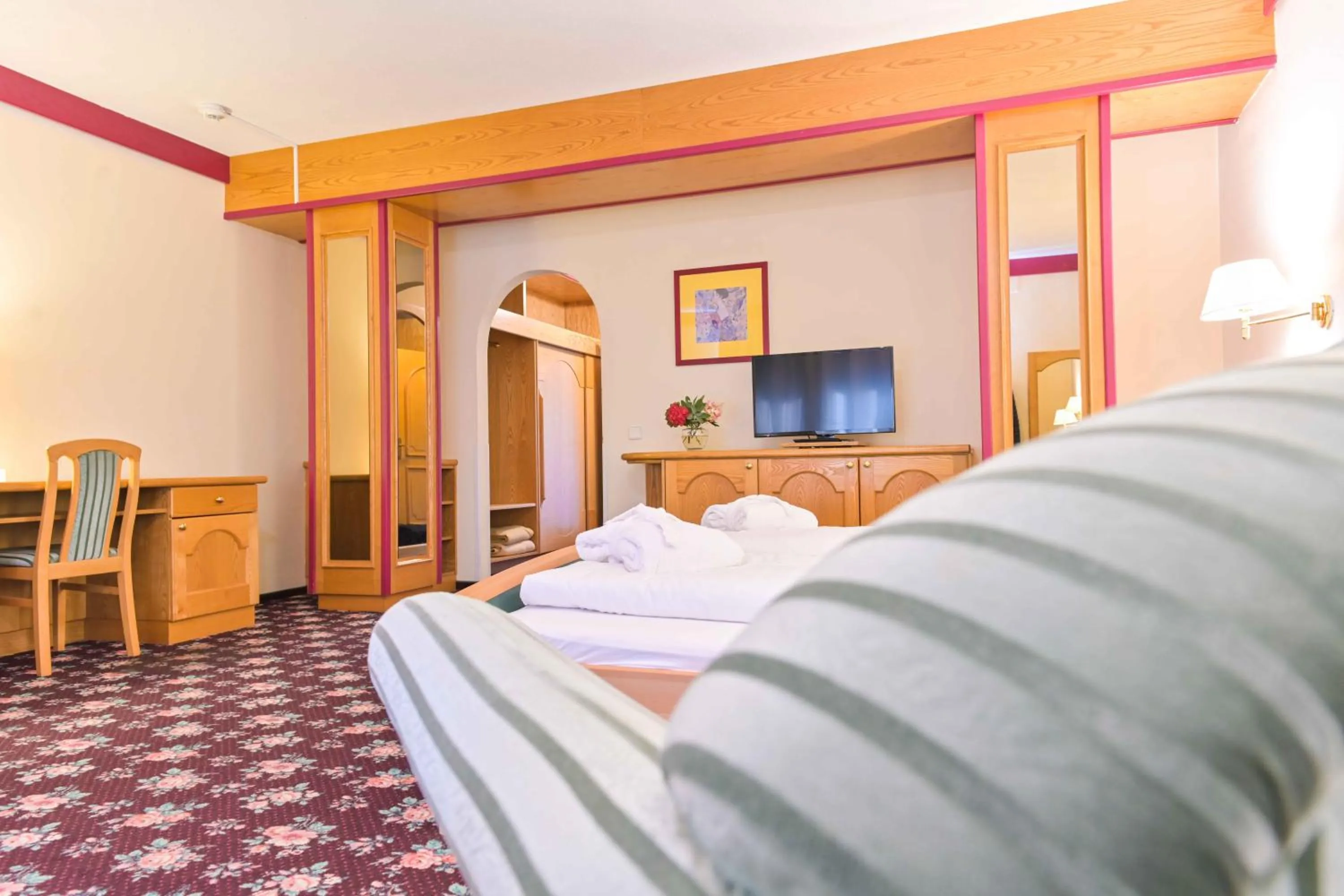 Bed in Ferienhotel Alber