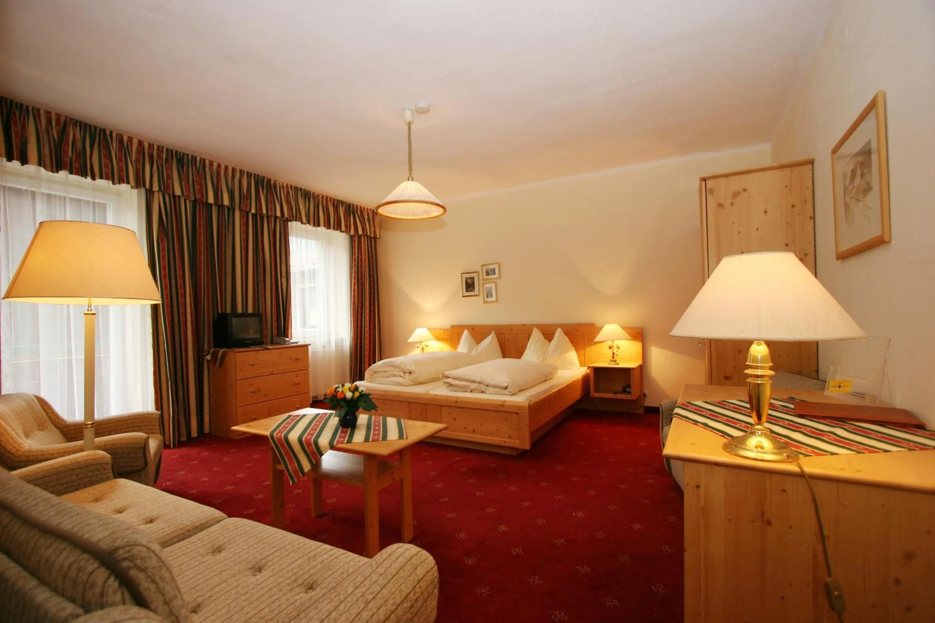 Photo of the whole room, Bed in Ferienhotel Alber