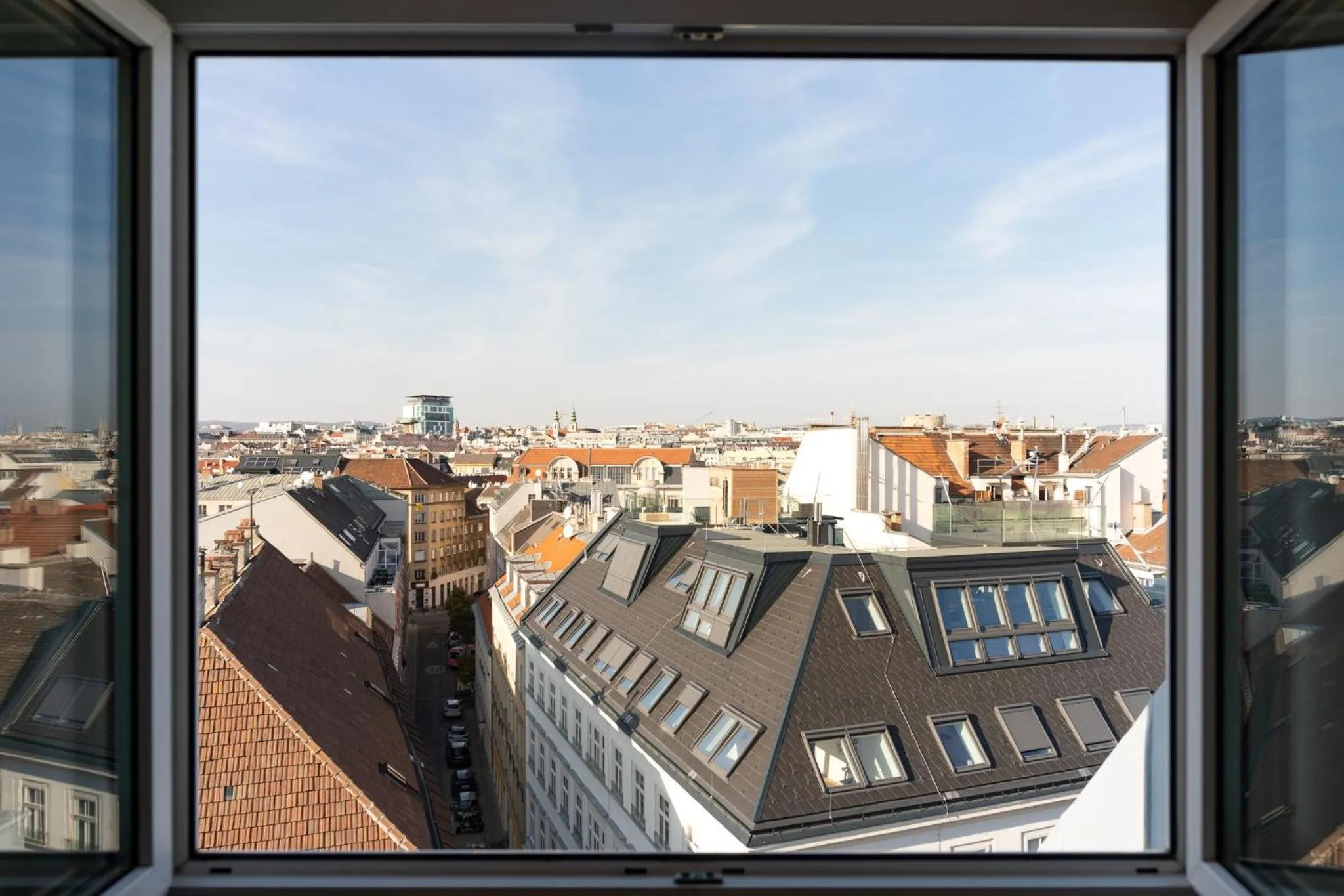 Photo of the whole room in Holiday Inn Vienna City by IHG