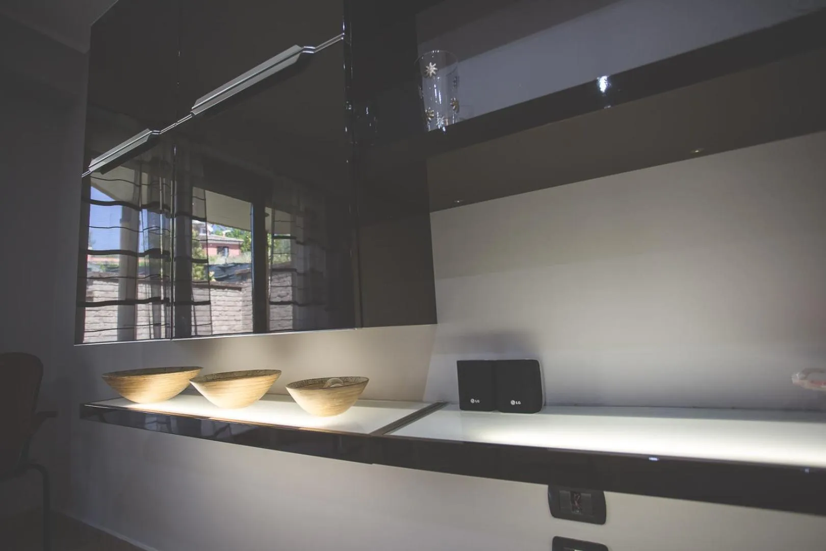 Communal lounge/ TV room, Bed in Villa Malù