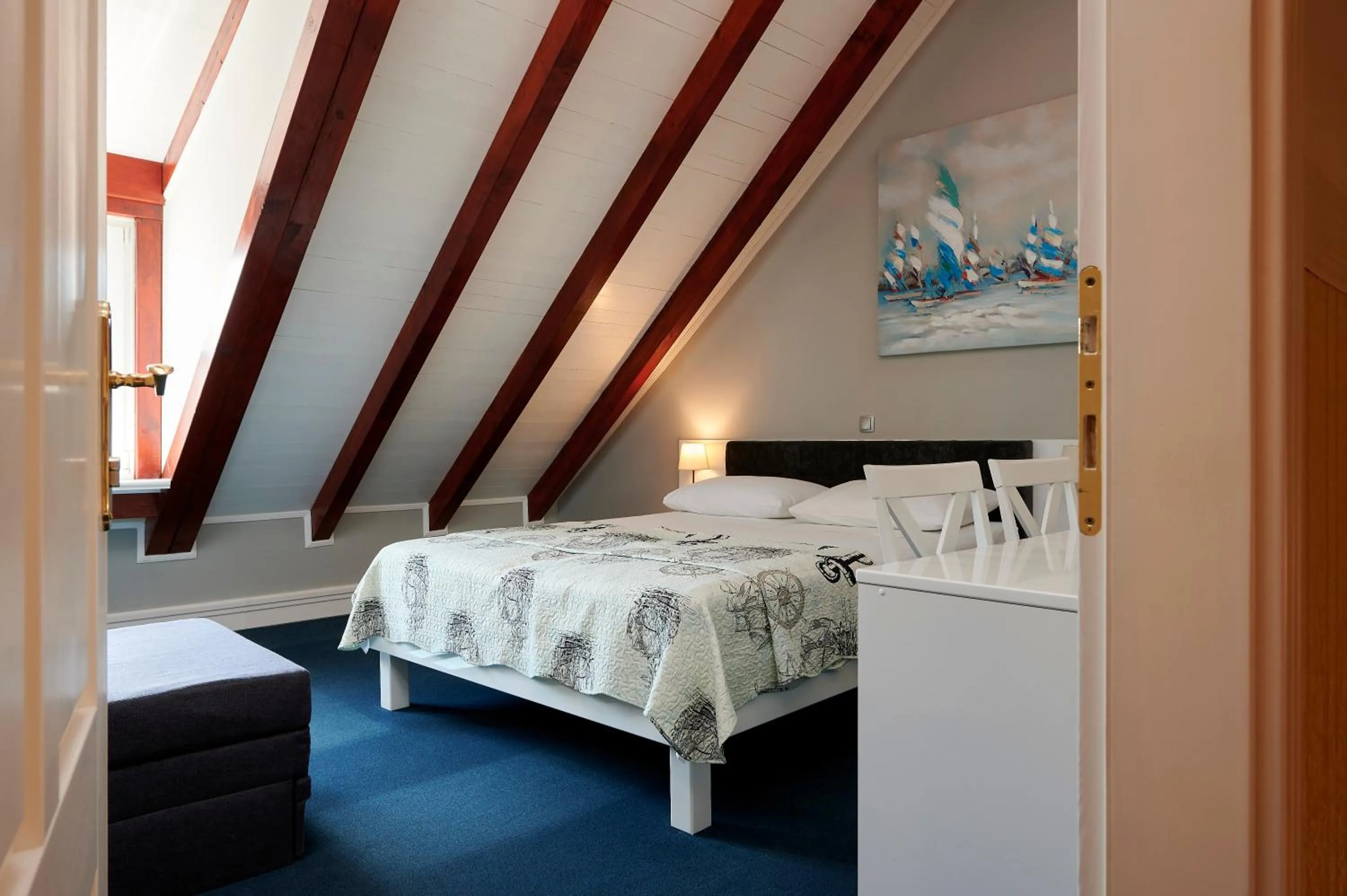 Bedroom, Bed in Palace Central Square