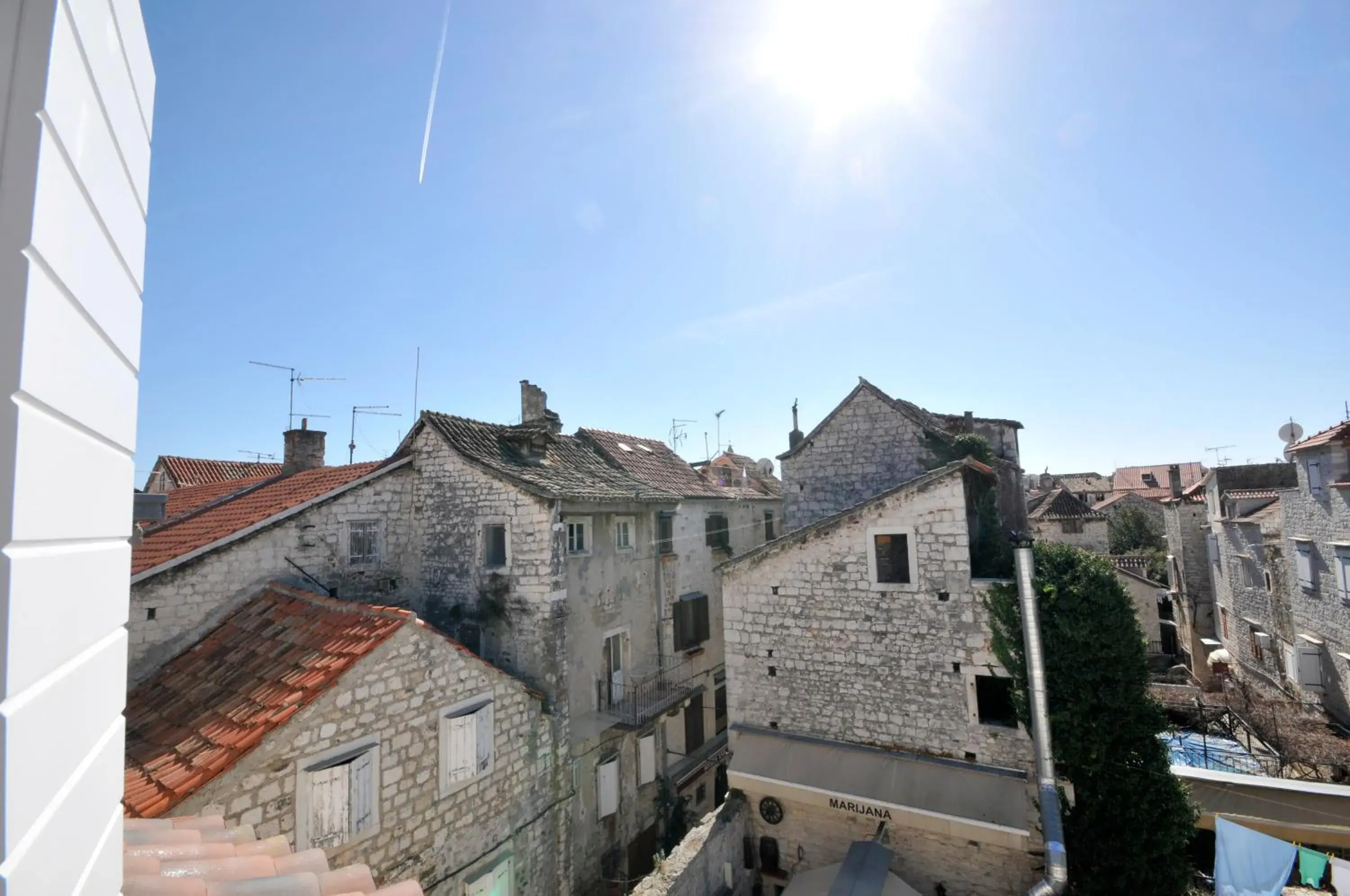 City view in Palace Central Square City view in Palace Central Square