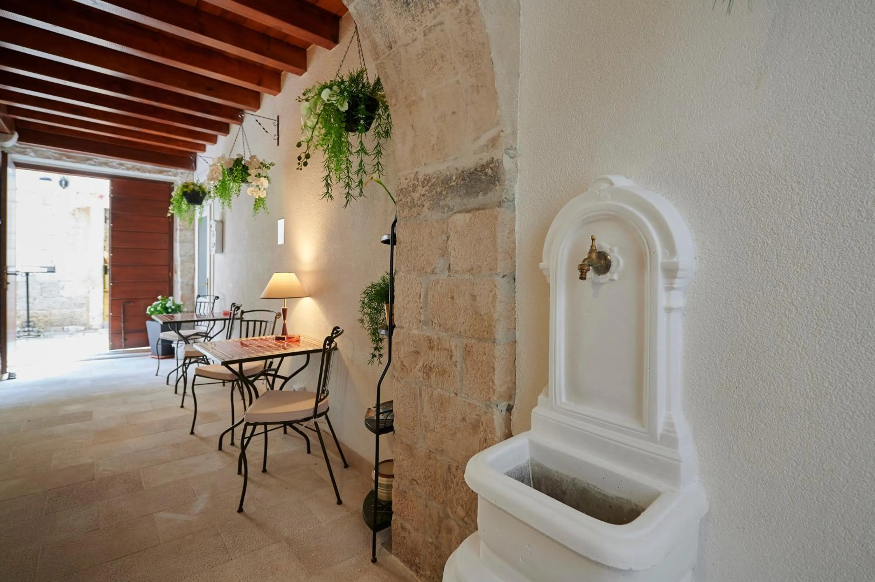 Patio in Palace Central Square