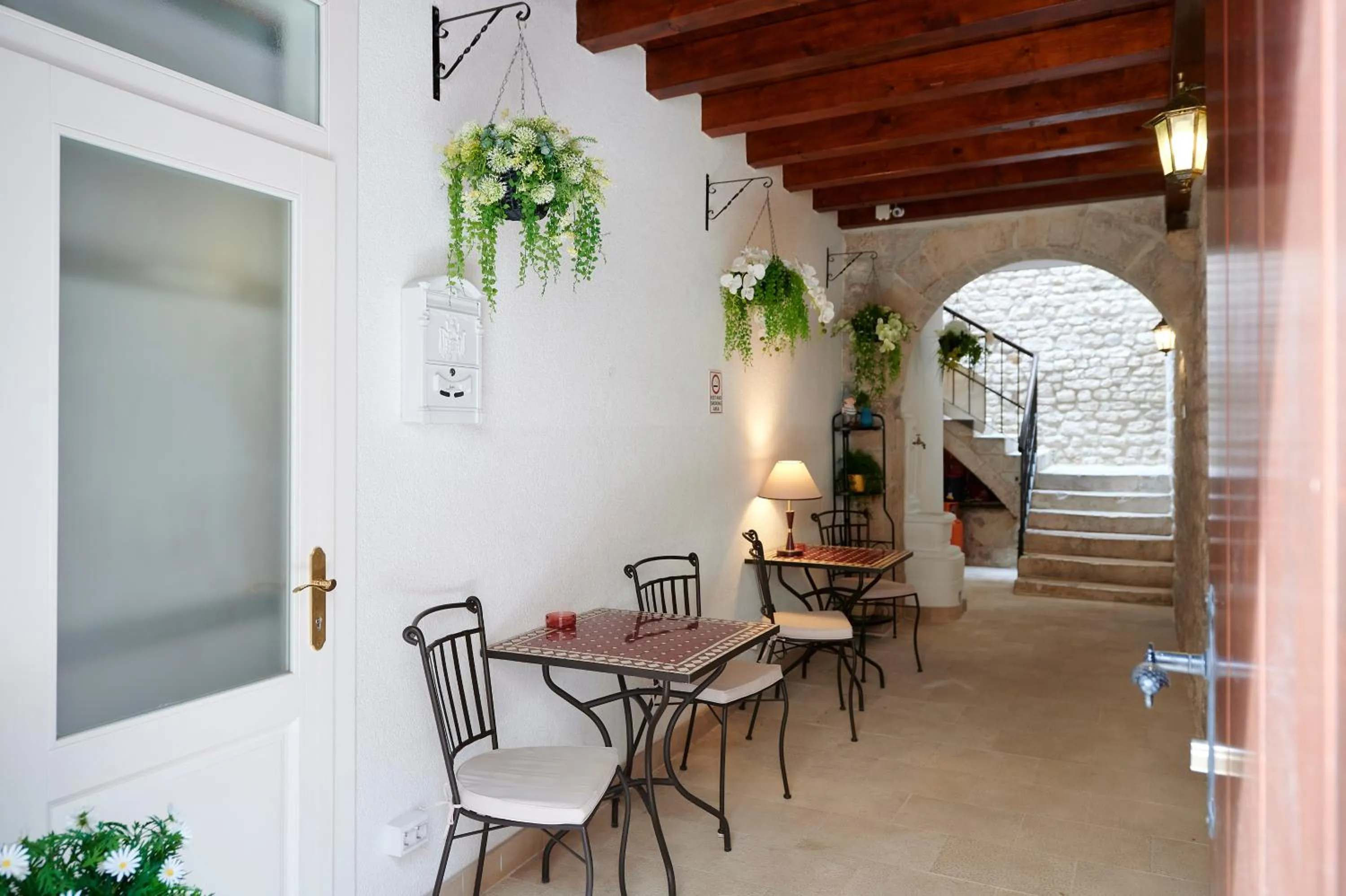 Patio in Palace Central Square