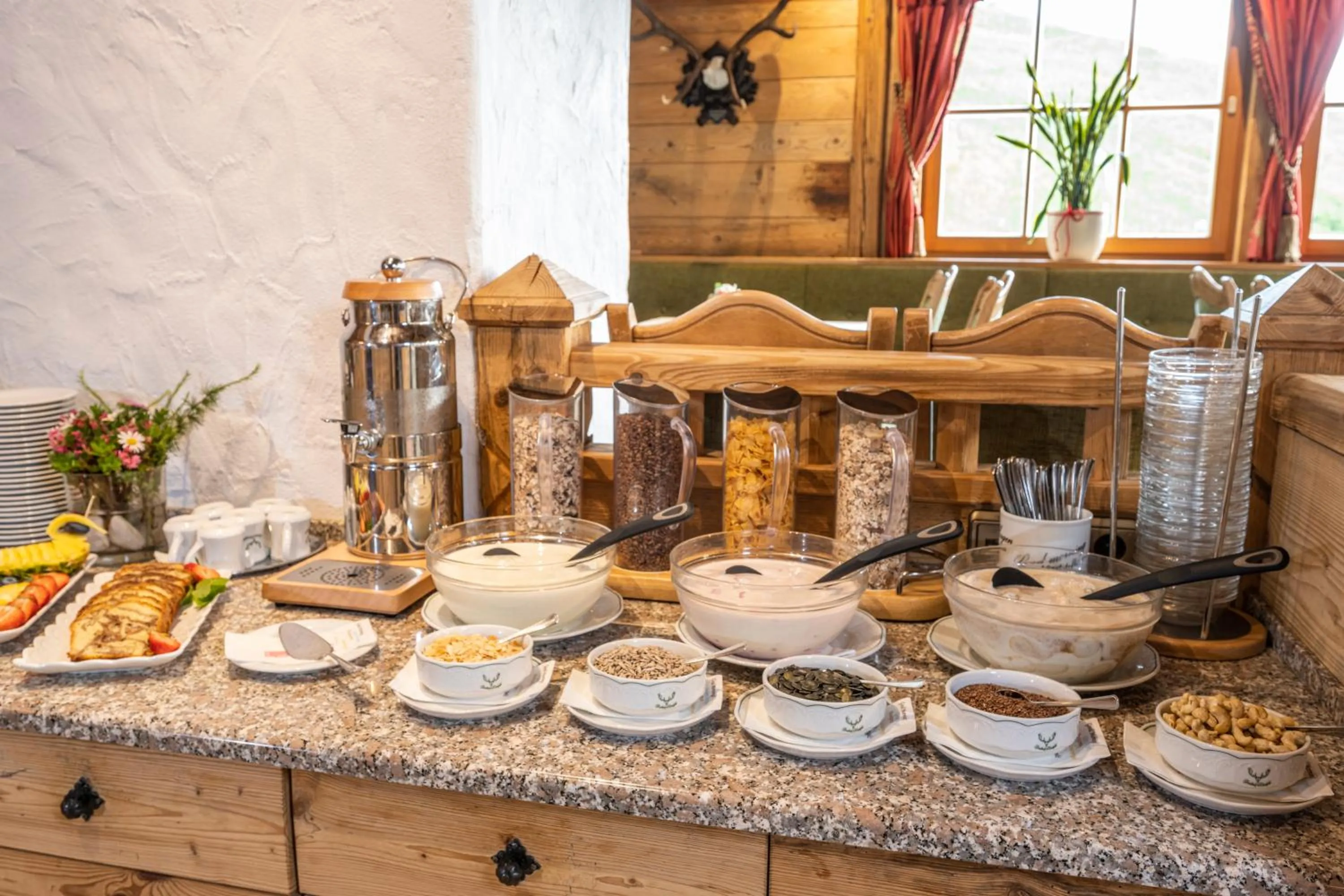 Restaurant/places to eat in Gasthof Kleefeld