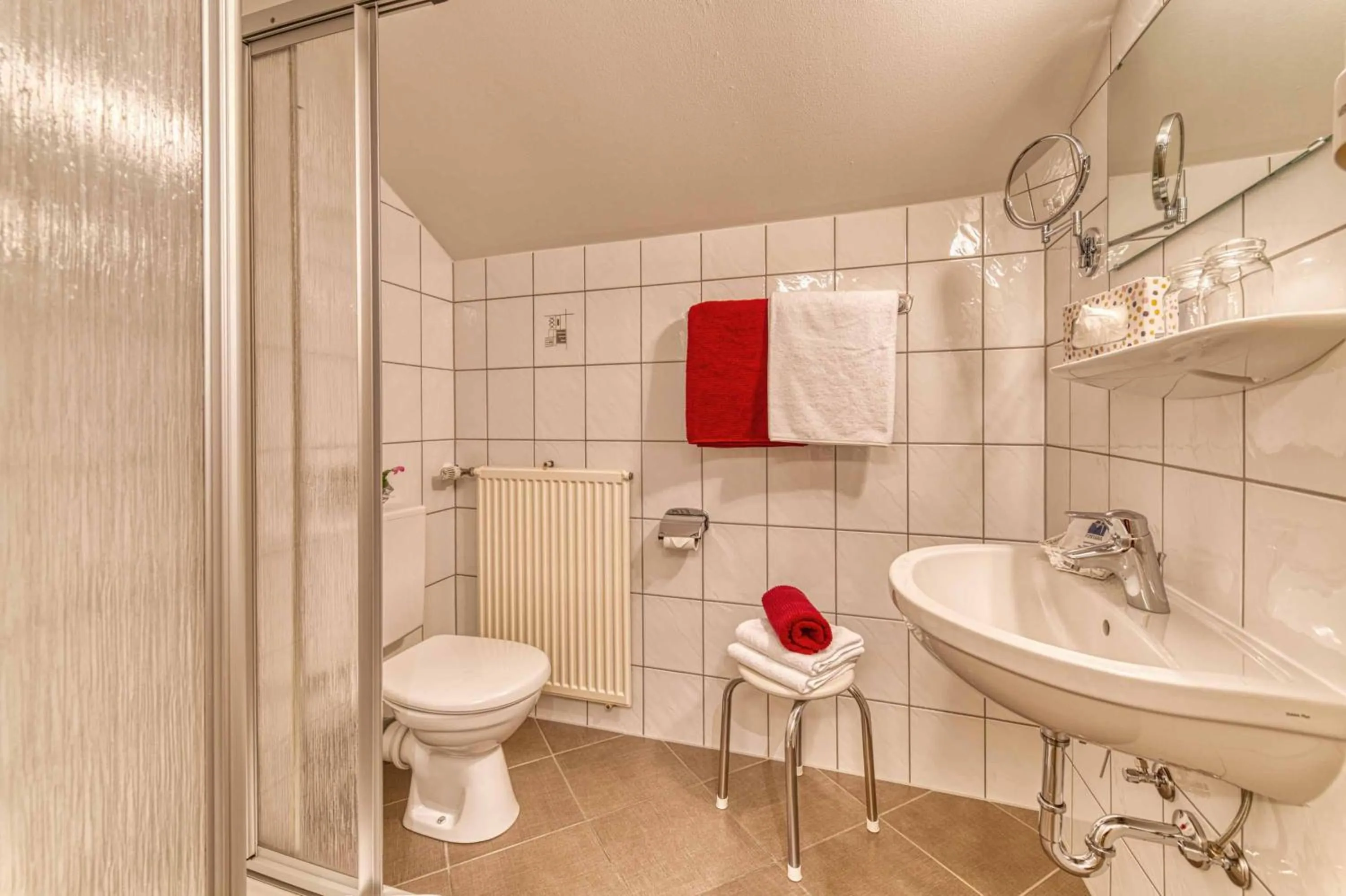 Bathroom in Hotel Hirschenstein