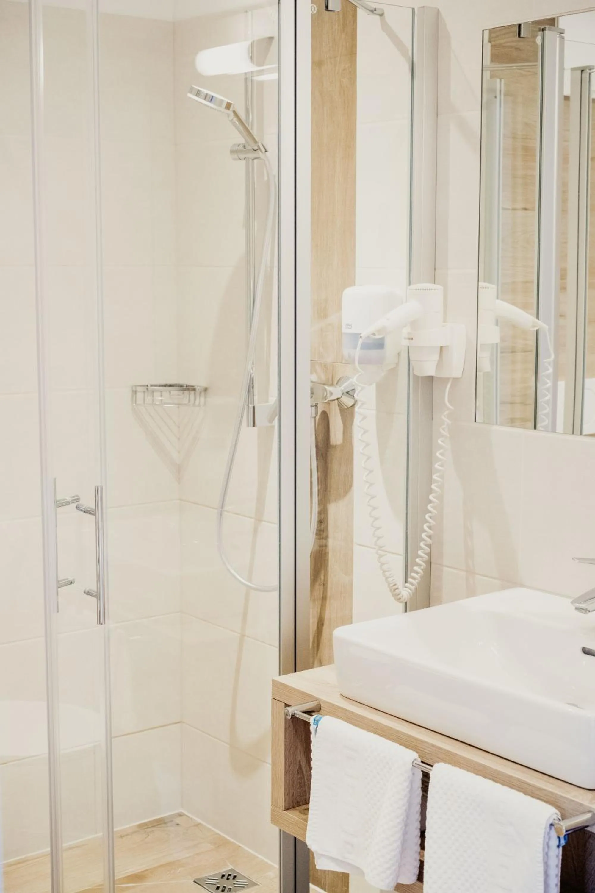 Bathroom in Hotel Aberseehof