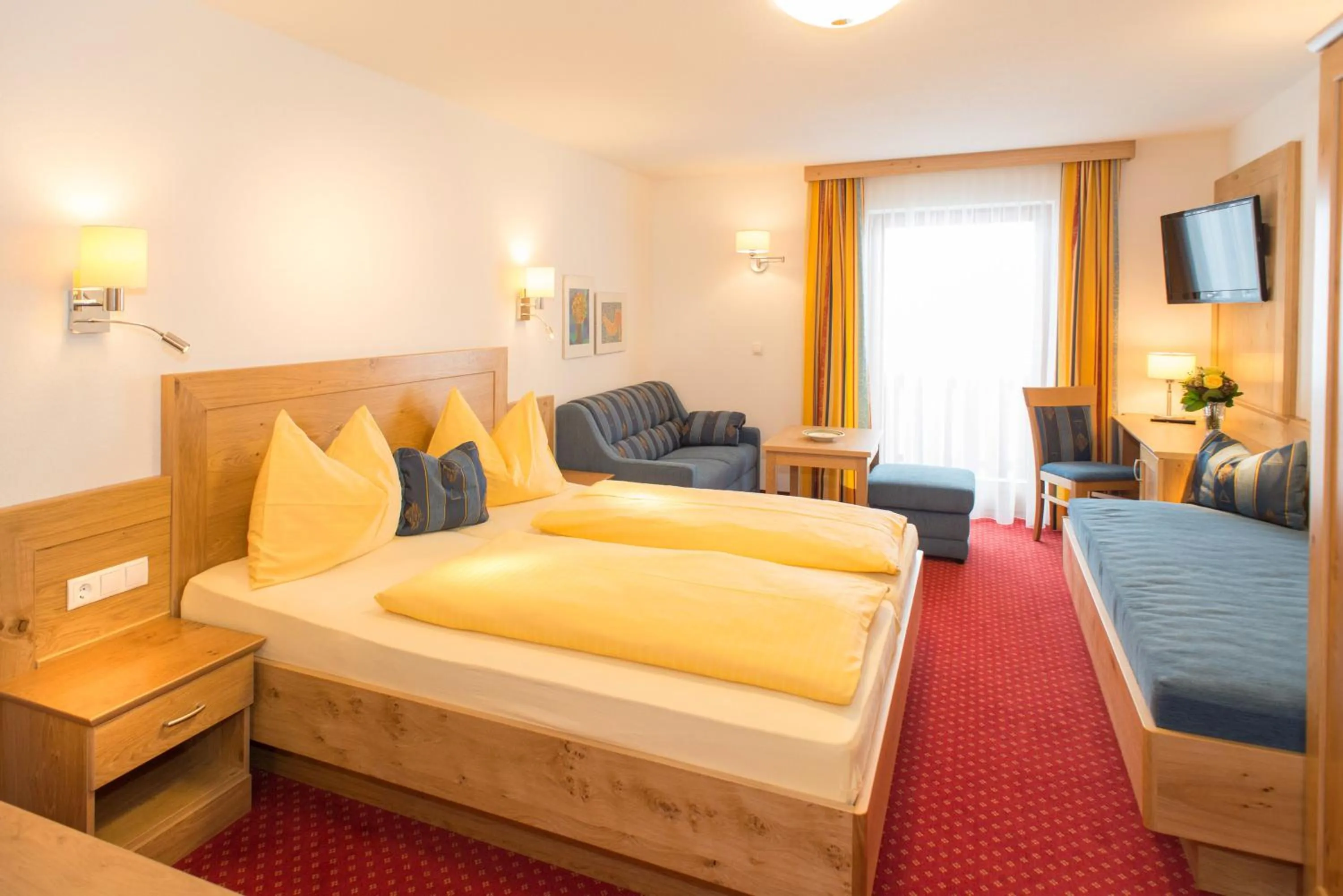 Bedroom, Bed in Landhotel Kielhuberhof