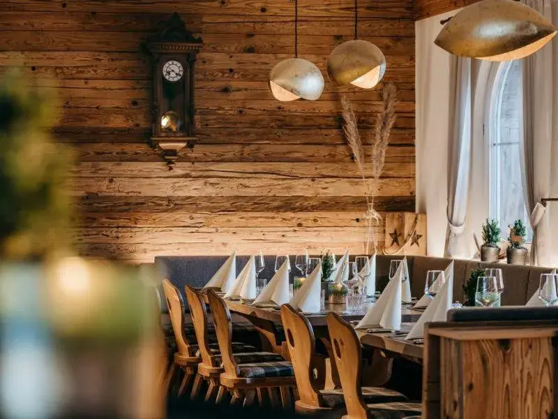 Restaurant/places to eat in Grand Tirolia Kitzbühel - Member of Hommage Luxury Hotels Collection Restaurant/places to eat in Grand Tirolia Kitzbühel - Member of Hommage Luxury Hotels Collection