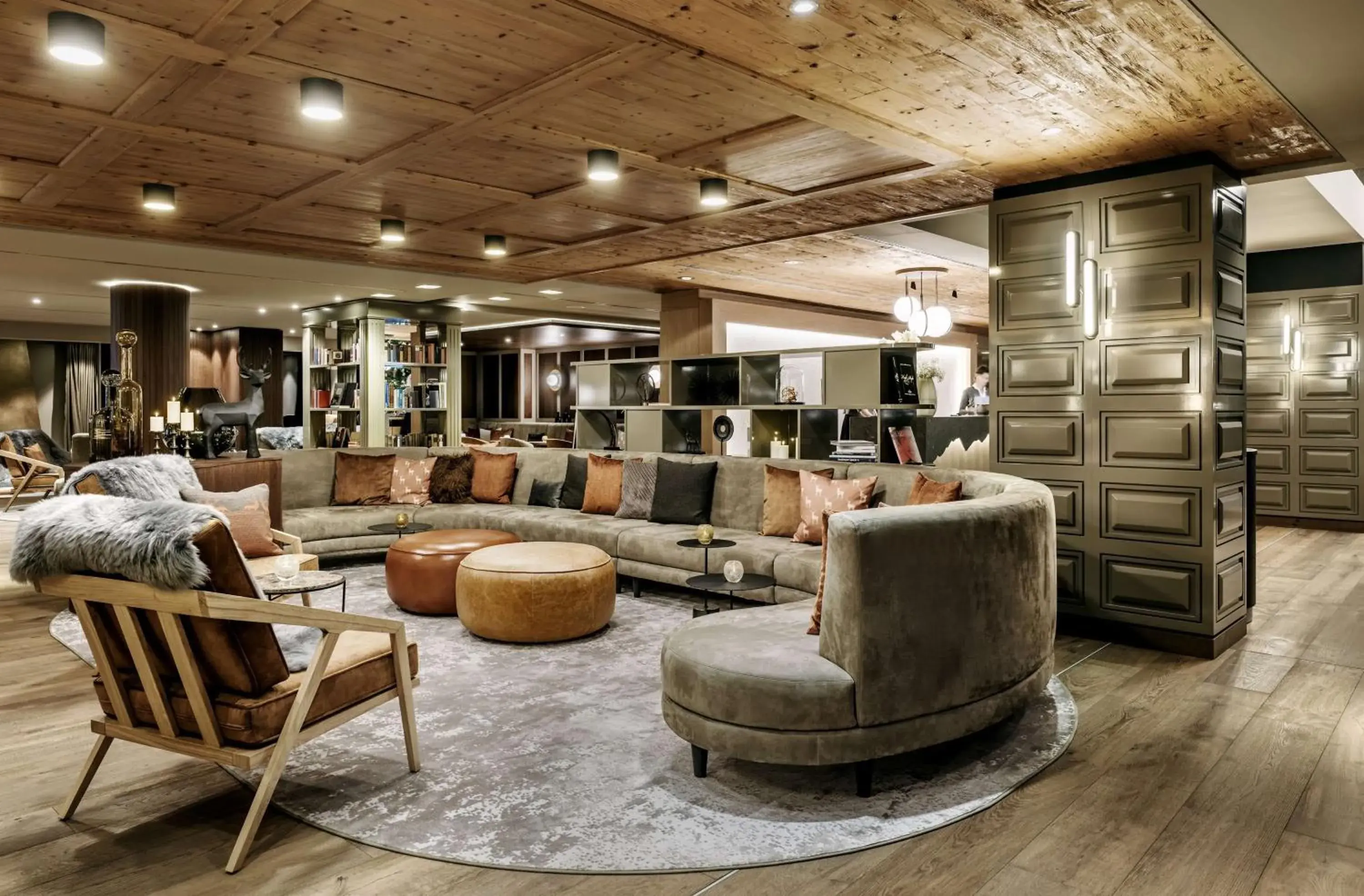 Lounge or bar in Grand Tirolia Kitzbühel - Member of Hommage Luxury Hotels Collection Lounge or bar in Grand Tirolia Kitzbühel - Member of Hommage Luxury Hotels Collection