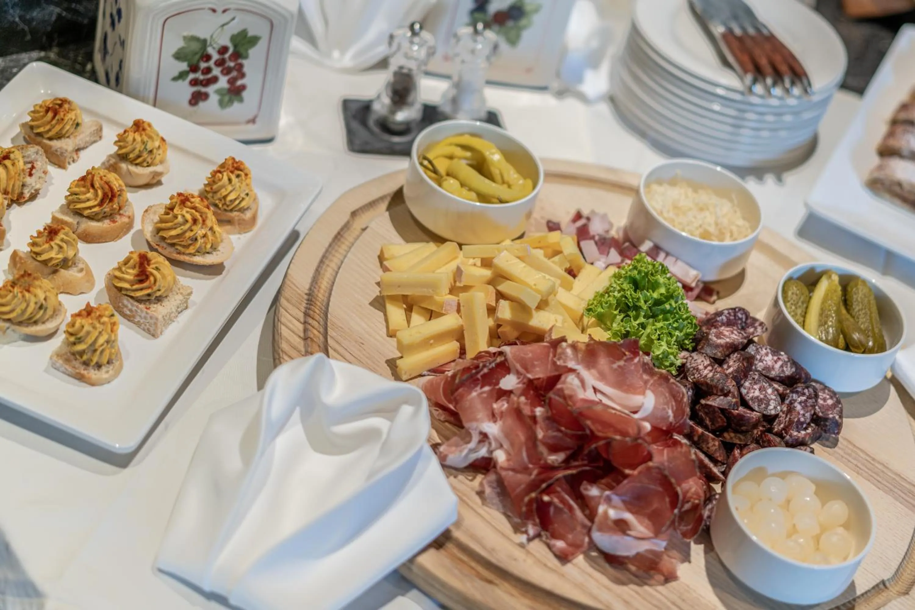 Restaurant/places to eat in Hotel Falknerhof