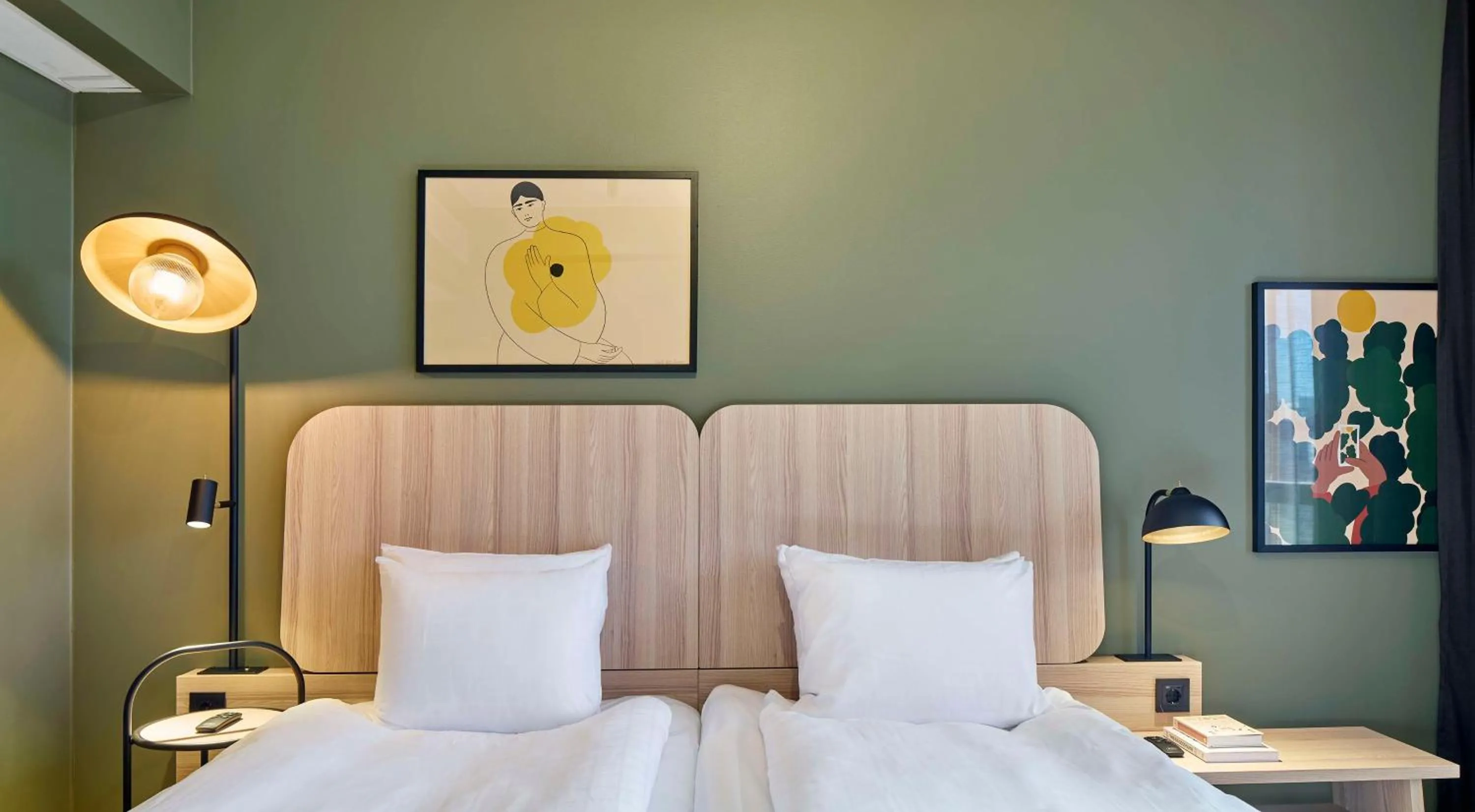 Bedroom, Bed in Scandic Wallin