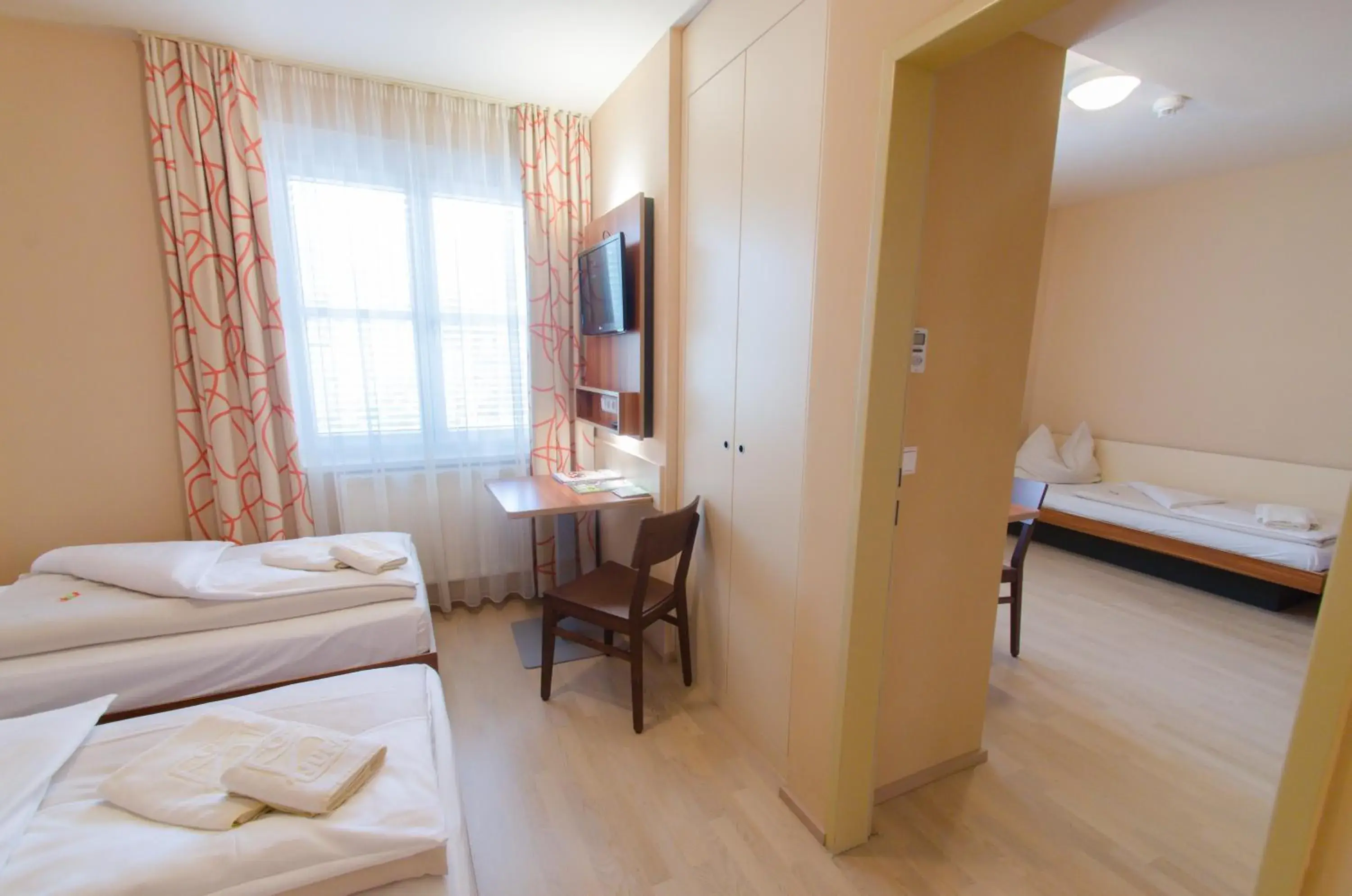 Two-Bedroom Apartment in JUFA Hotel Graz City Two-Bedroom Apartment in JUFA Hotel Graz City