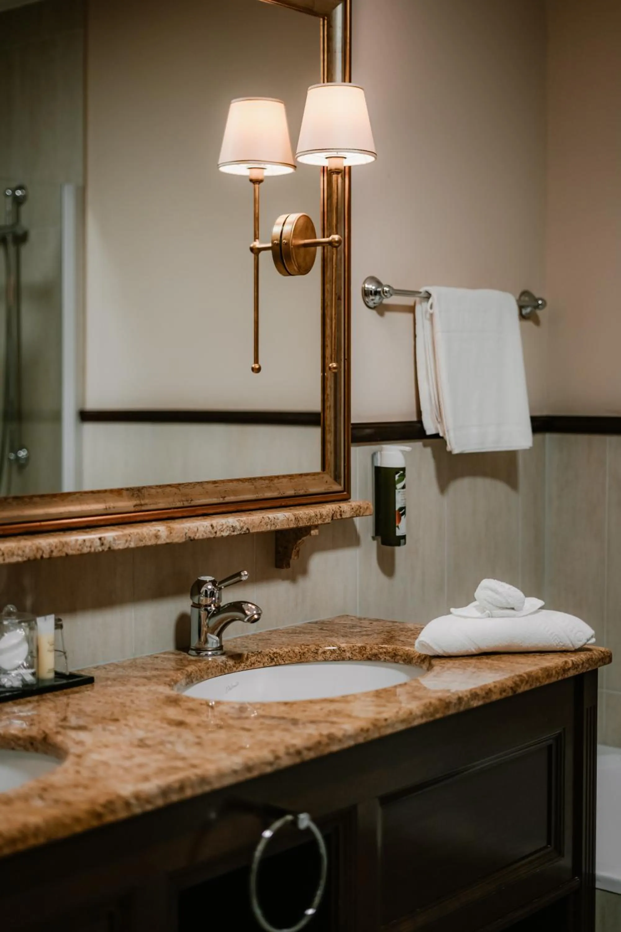 Toilet in Grandhotel Lienz Business-Wellness & Gourmet