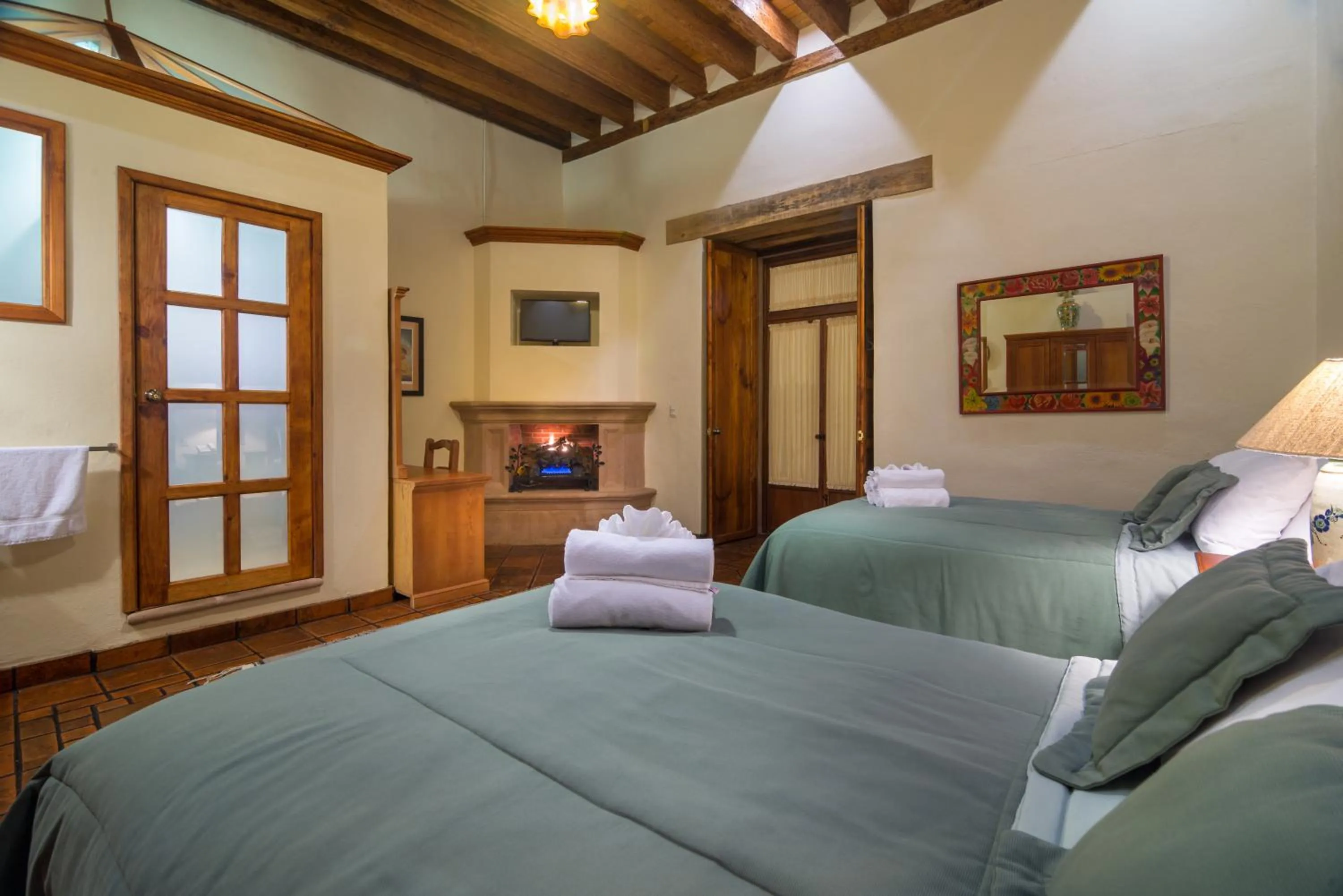 Photo of the whole room, Bed in Hotel Casa del Naranjo