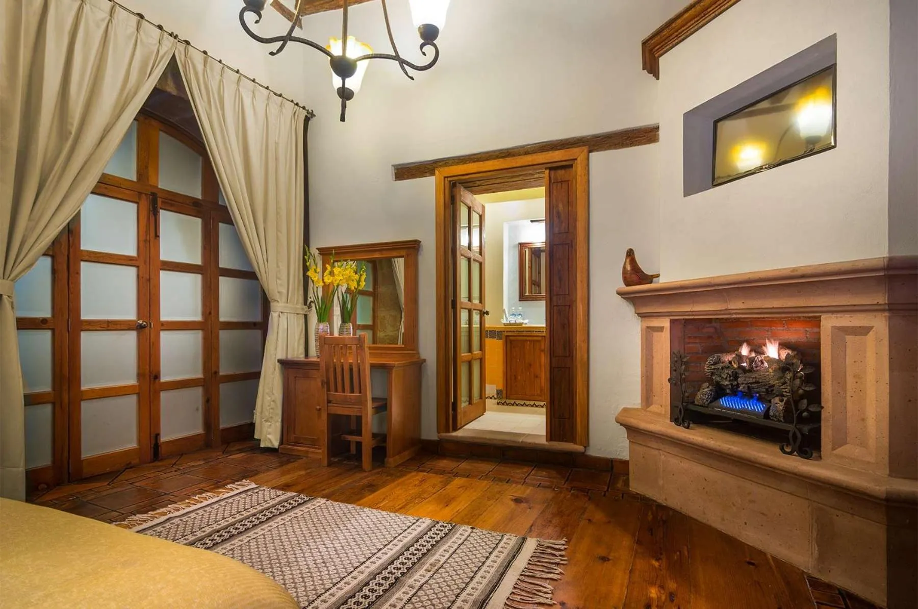 Photo of the whole room, Bed in Hotel Casa del Naranjo