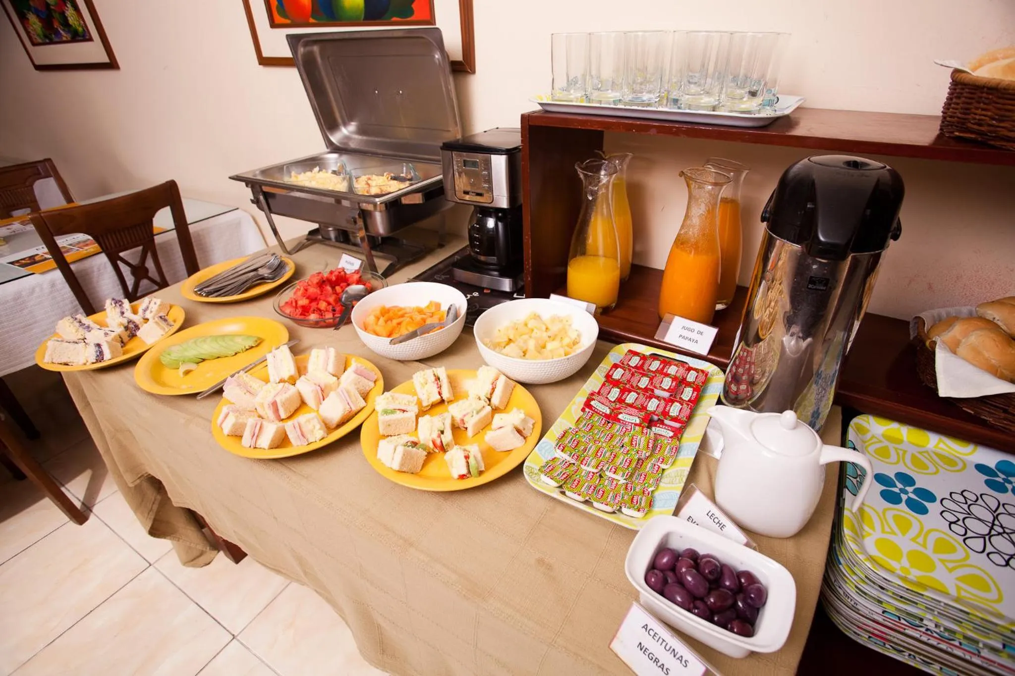 Breakfast in Hotel El Farolito