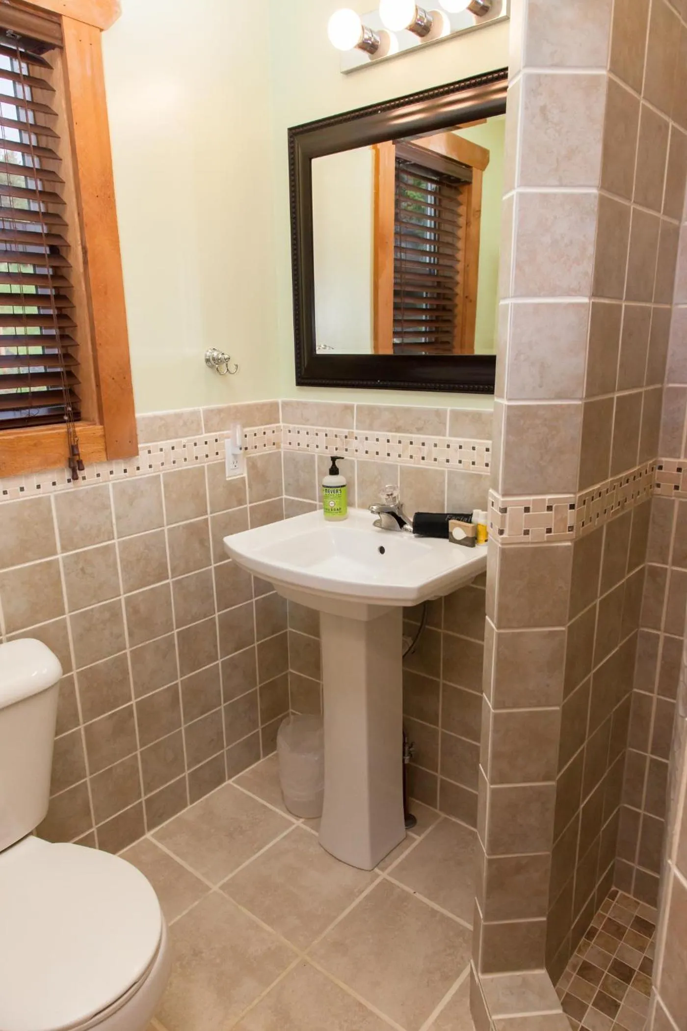 Bathroom in Homestake Lodge