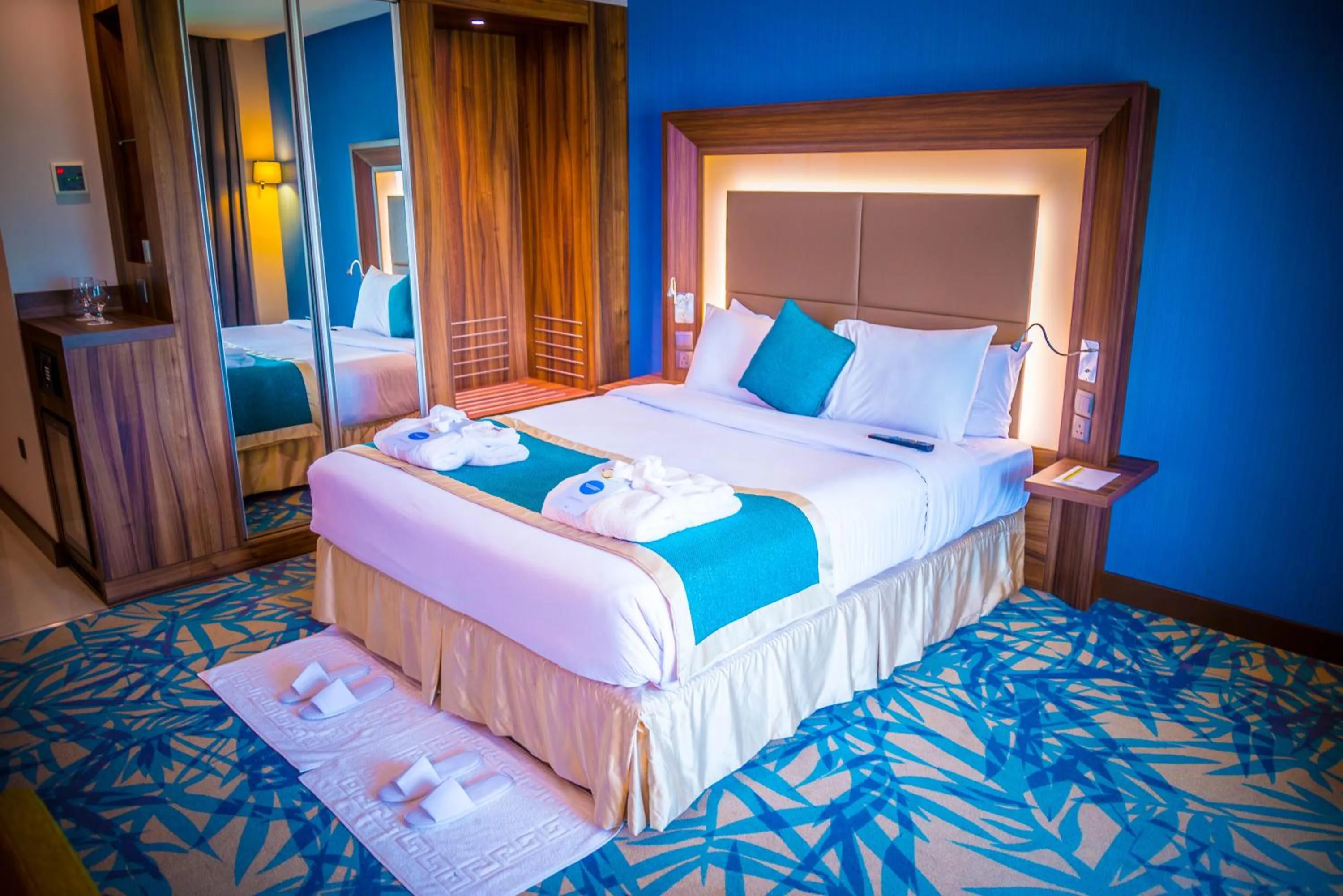 Bed in Novotel Yanbu Albahr