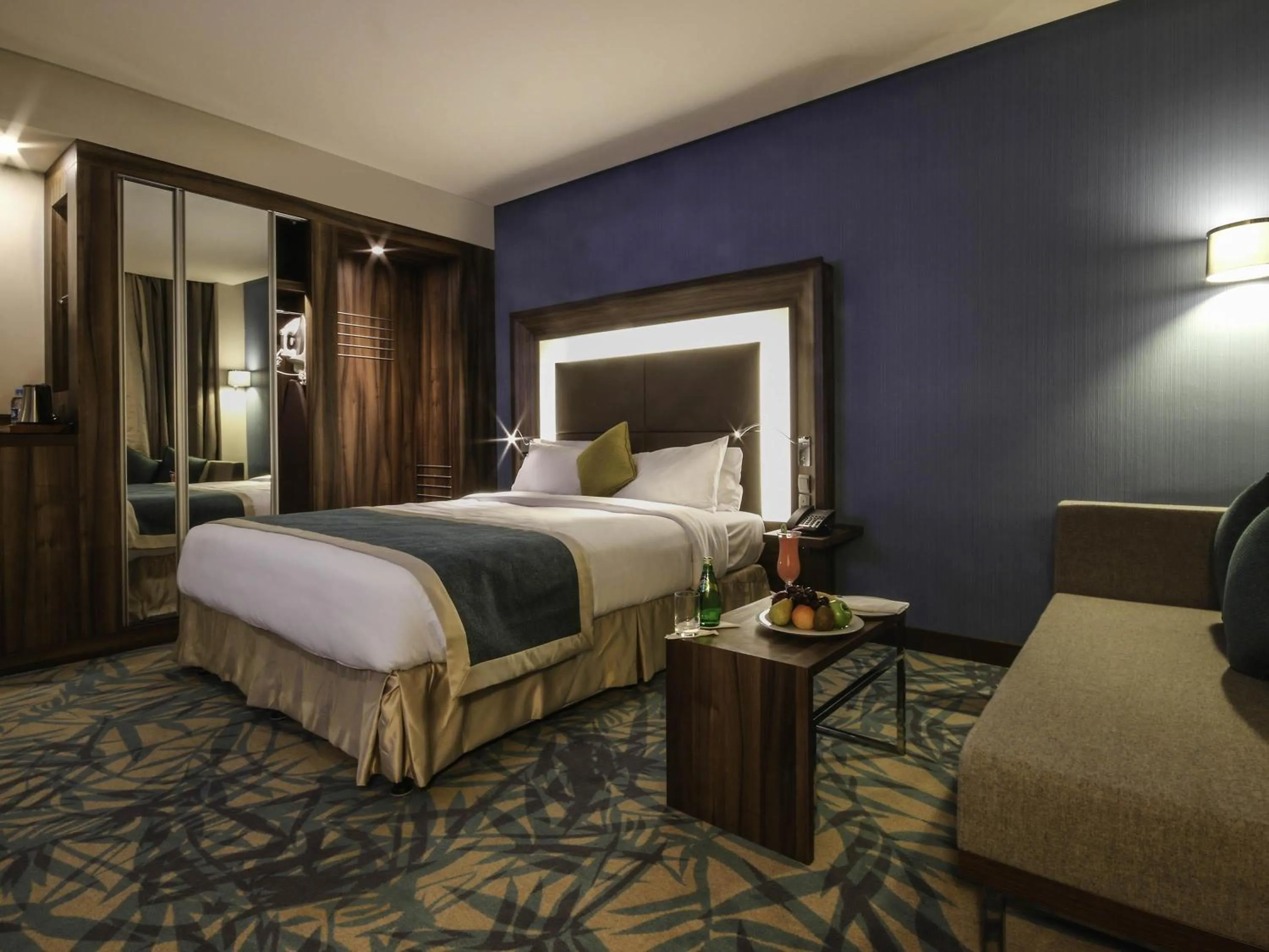 Bedroom, Bed in Novotel Yanbu Albahr