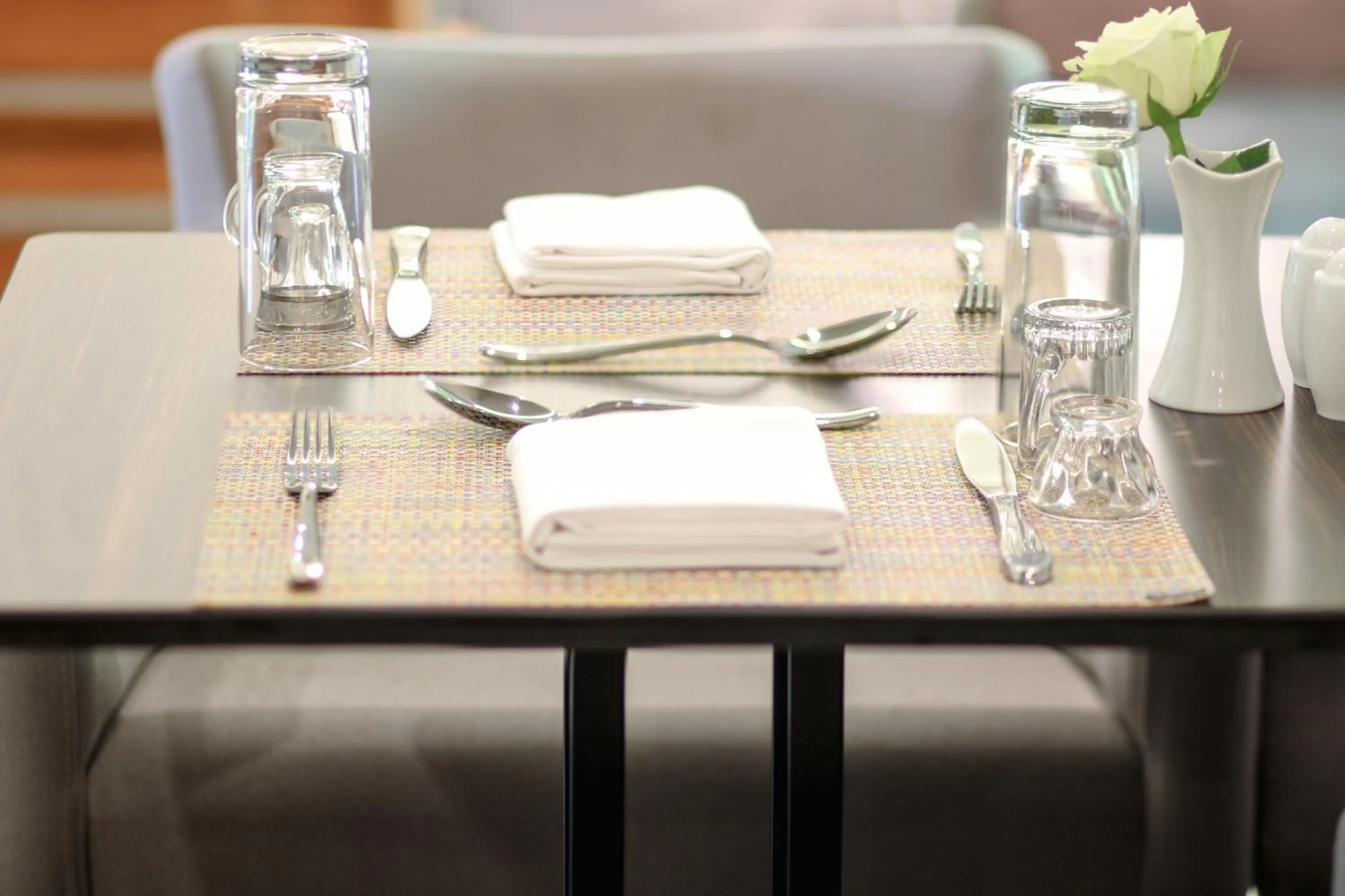 Restaurant/places to eat in Novotel Yanbu Albahr