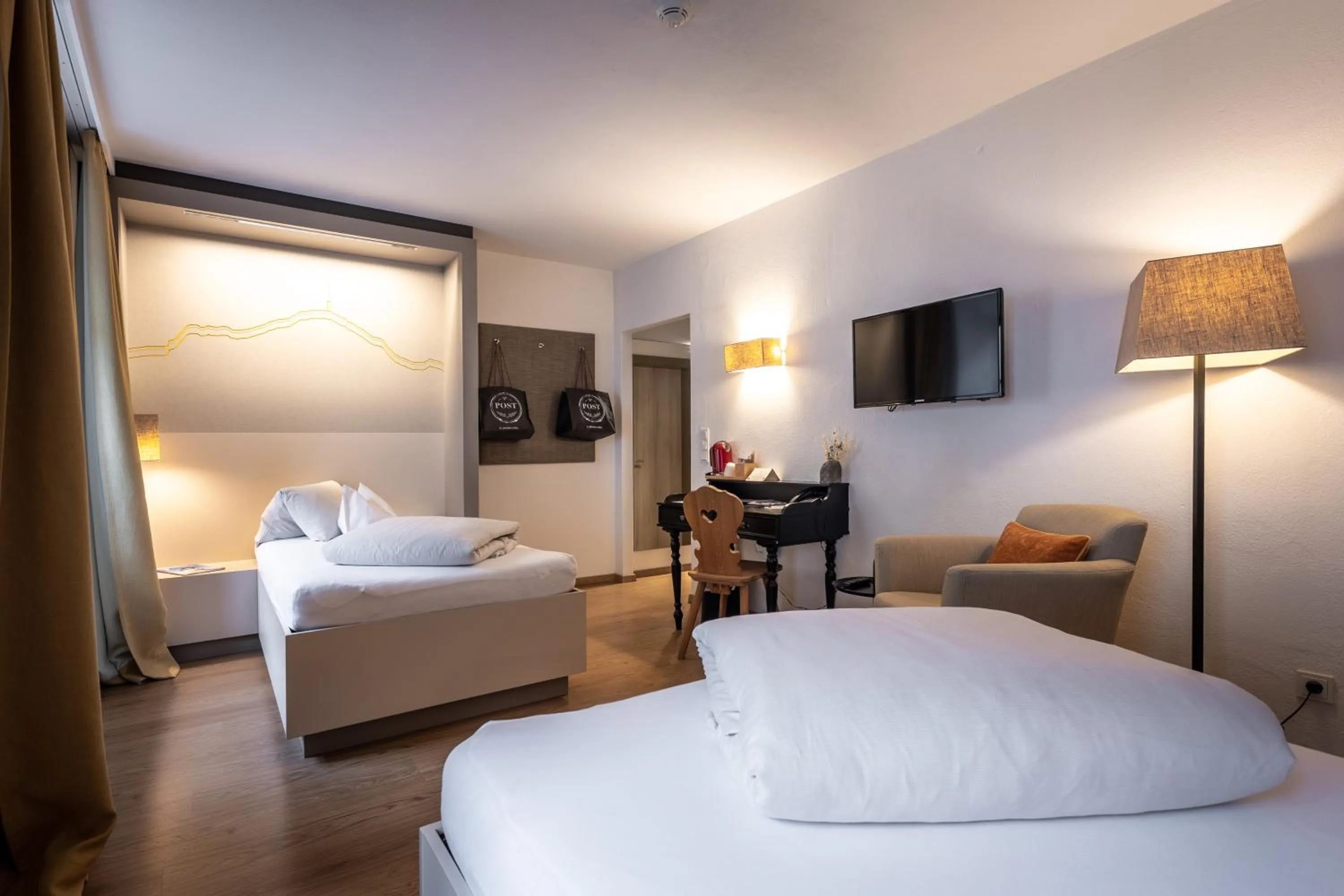 Bedroom, Bed in Hotel Wirtshaus Post