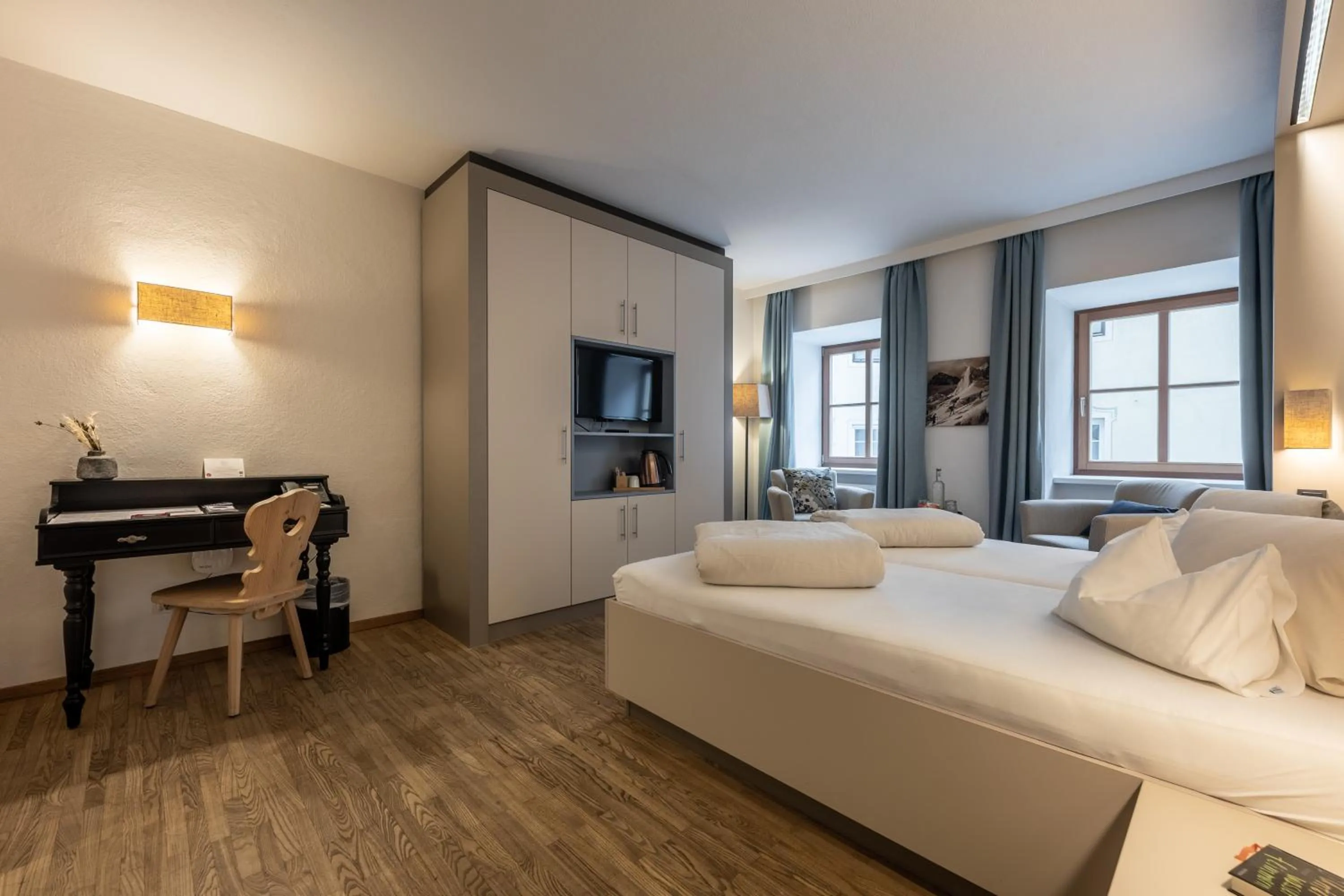 Bedroom, Bed in Hotel Wirtshaus Post