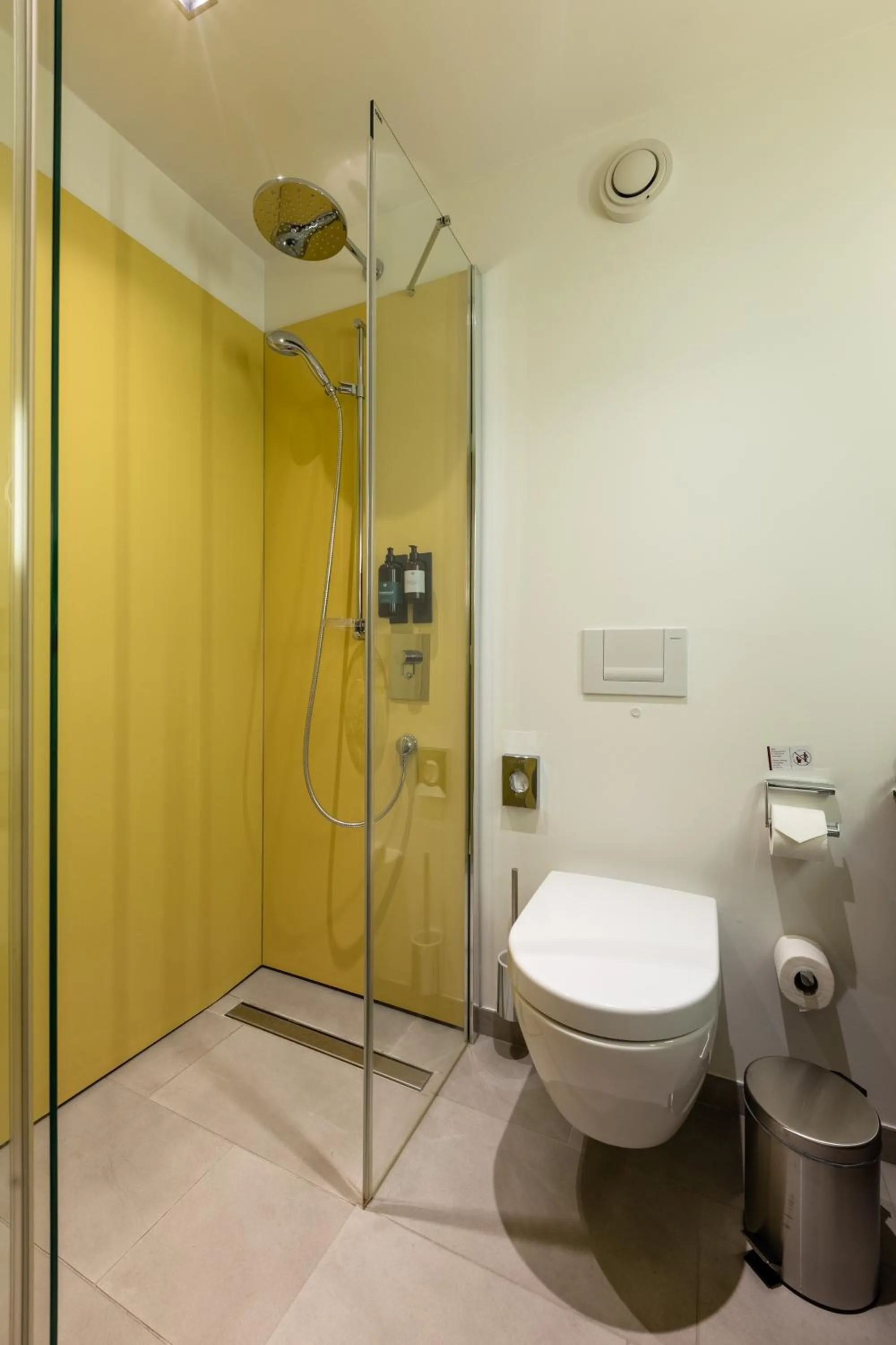 Bathroom in Hotel Wirtshaus Post