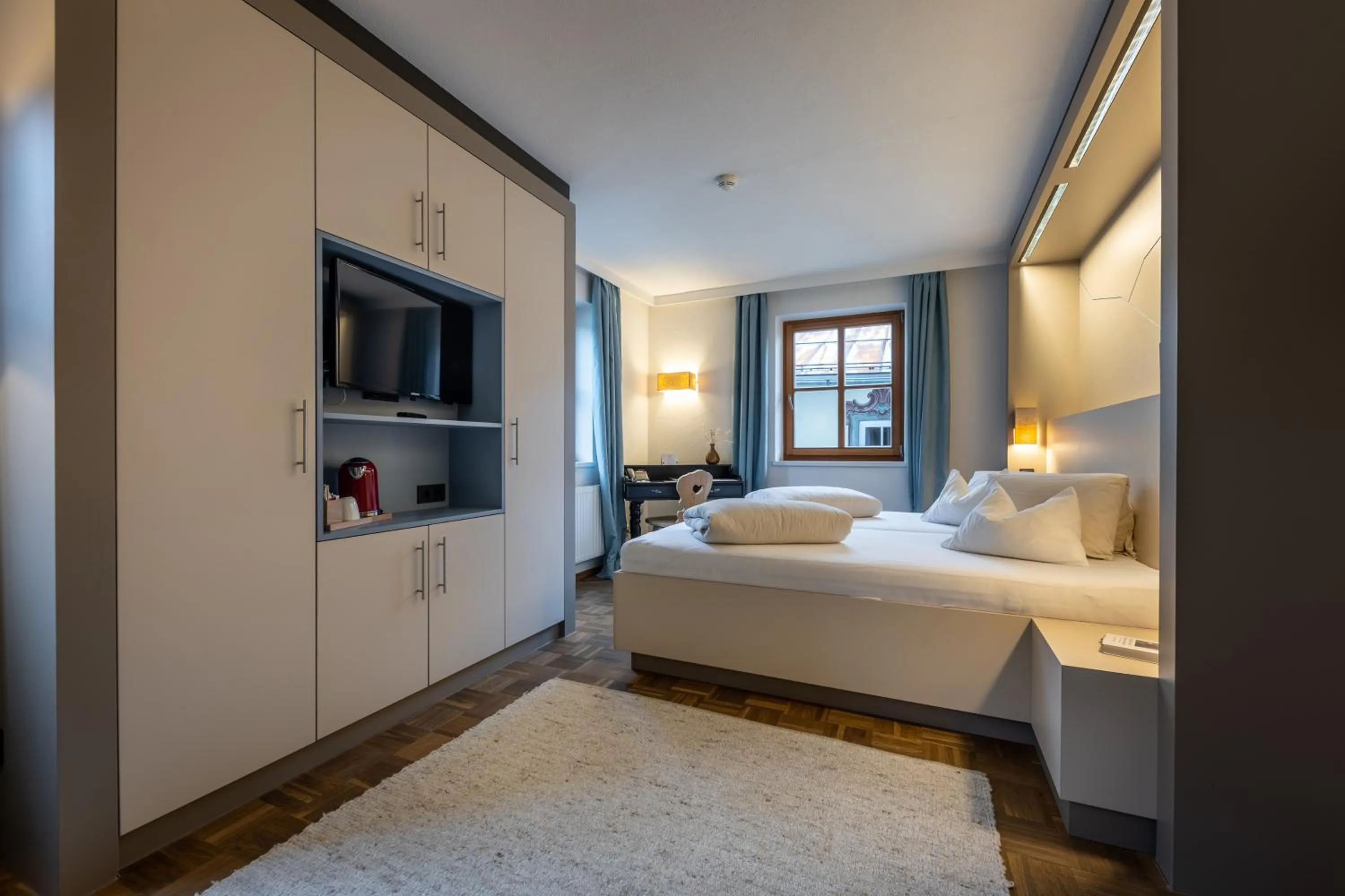 Photo of the whole room, Bed in Hotel Wirtshaus Post