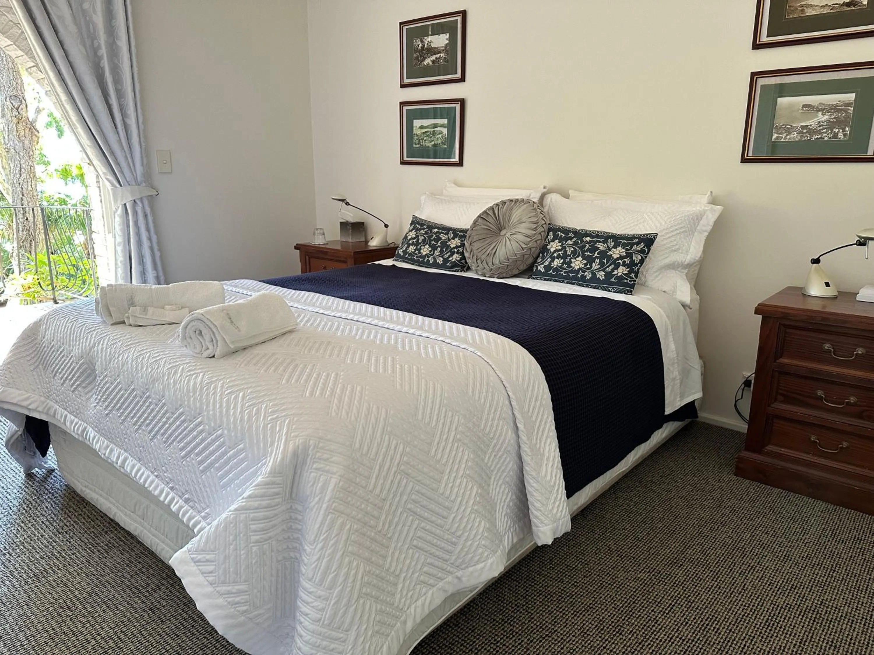 Bedroom, Bed in Palm Beach Bed & Breakfast