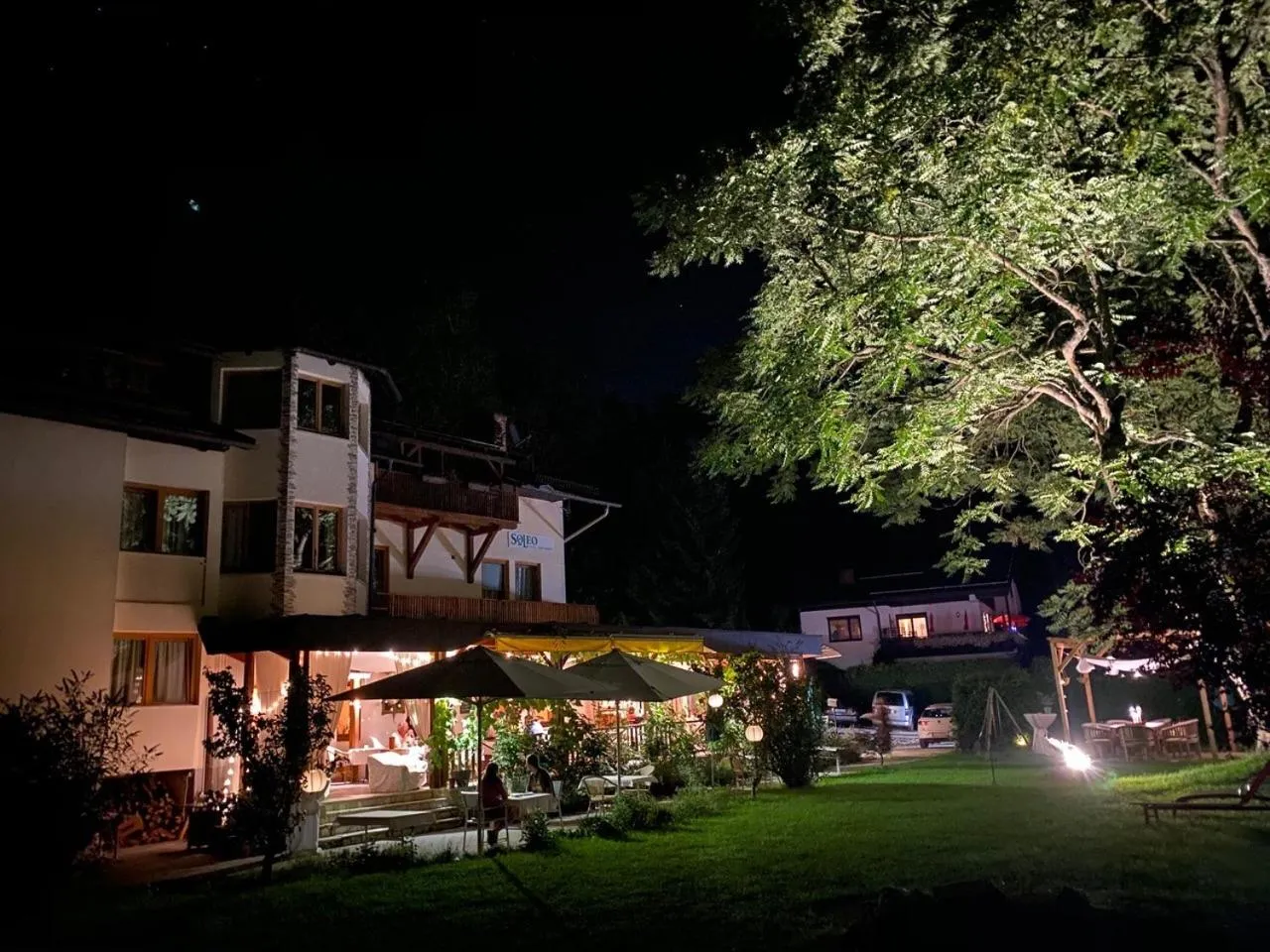 Night in Hotel - Restaurant Soleo