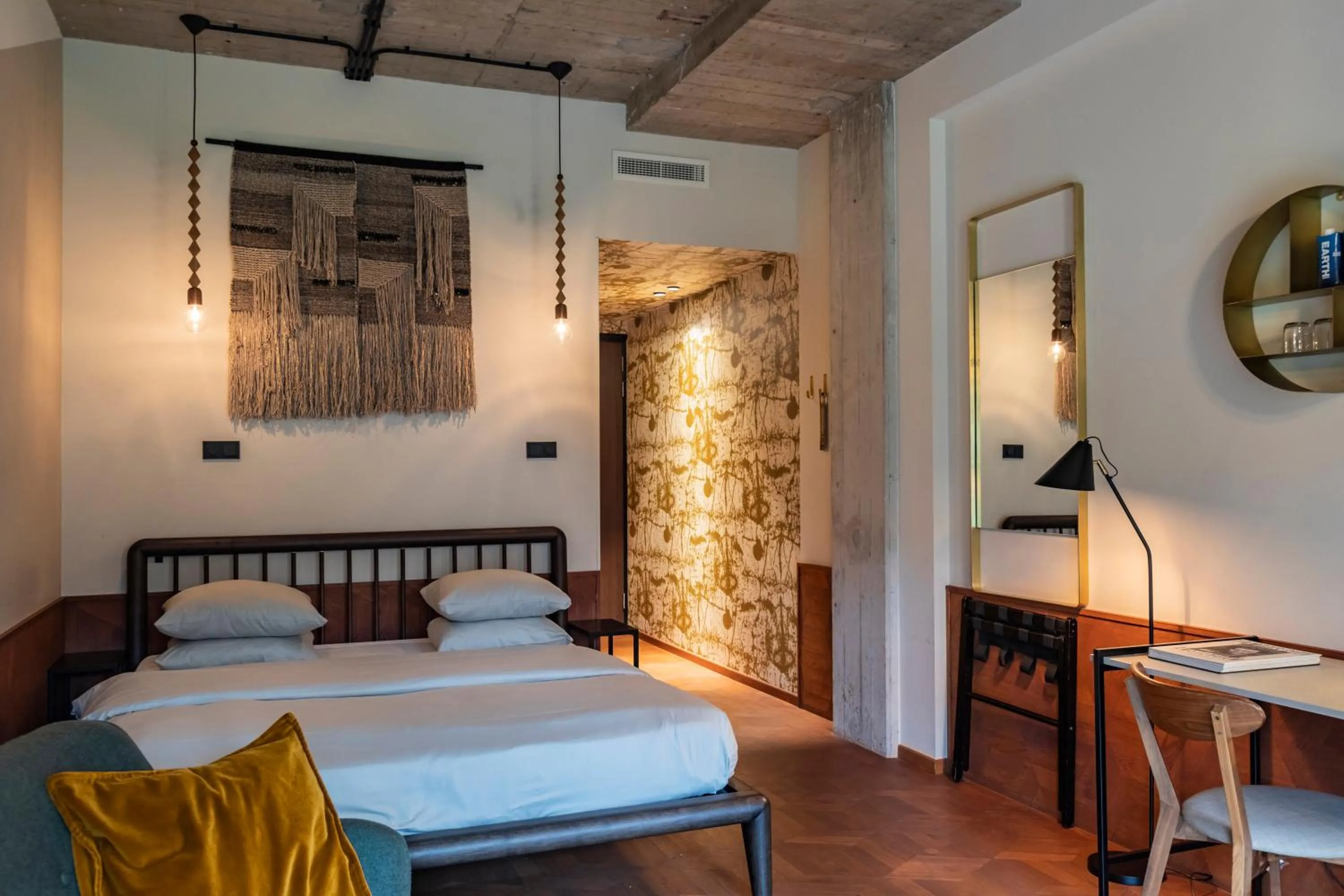 Bed in Hotel V Fizeaustraat