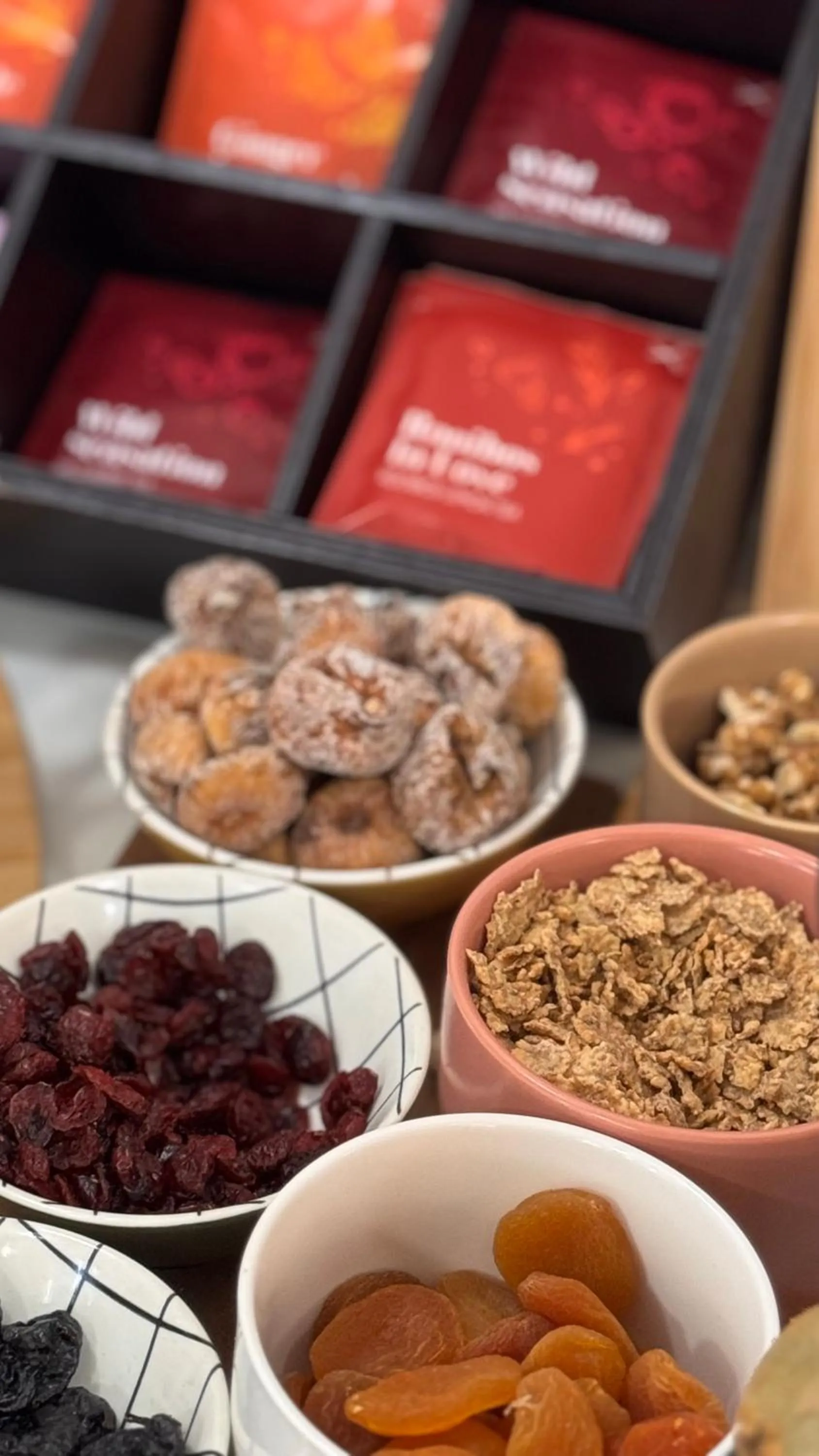 Buffet breakfast in Potaissa Hotel