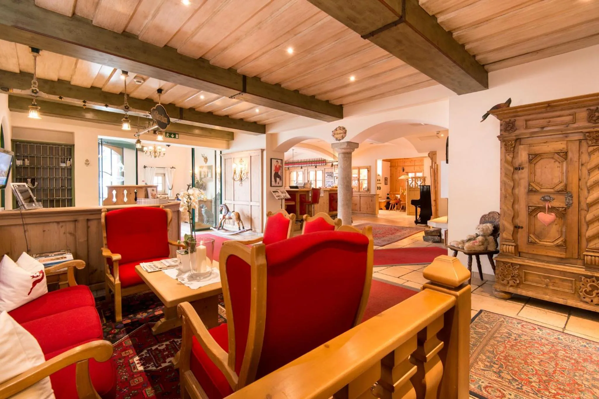 Lobby or reception in Landhotel Römerhof