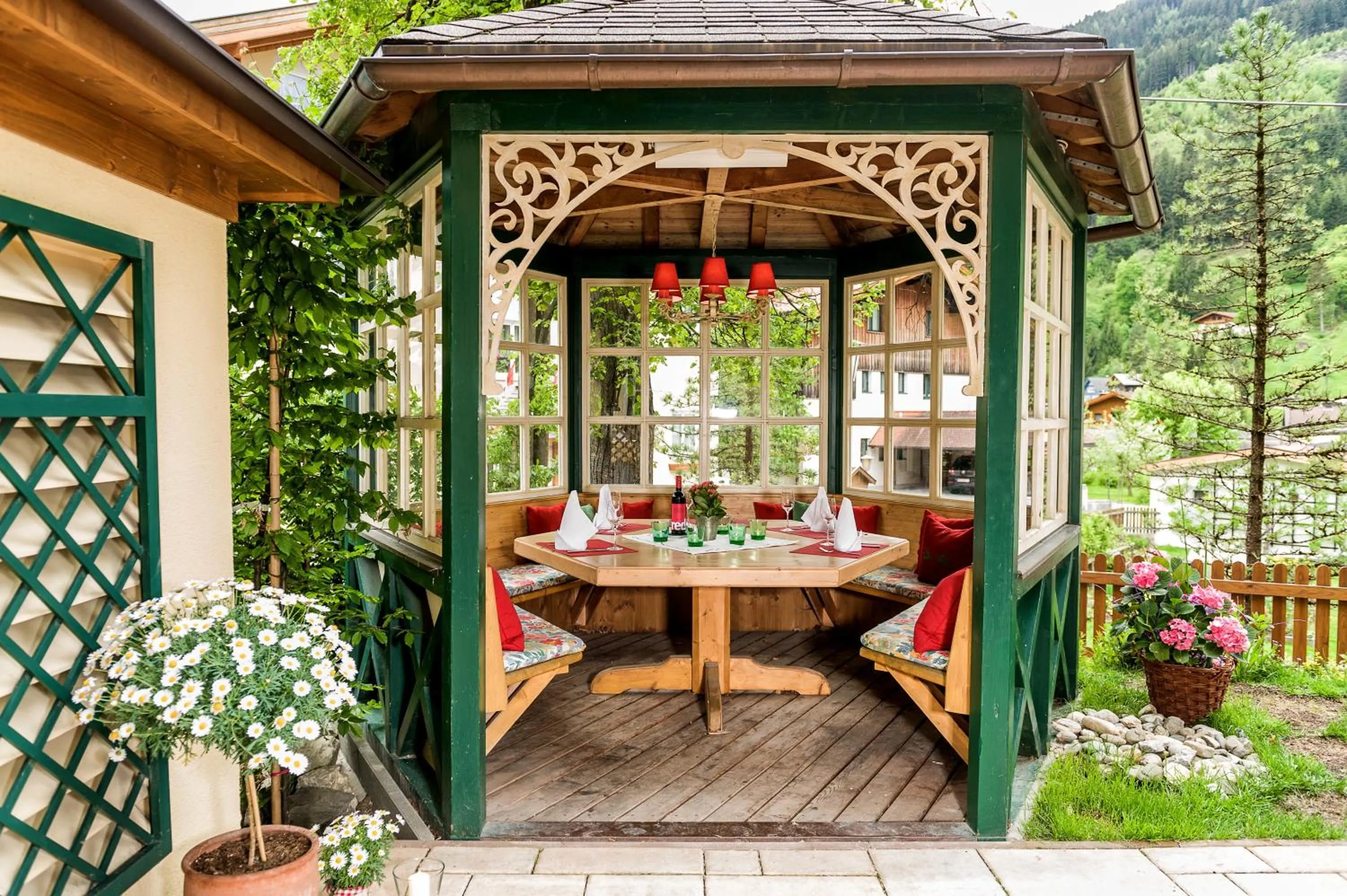 Garden in Landhotel Römerhof
